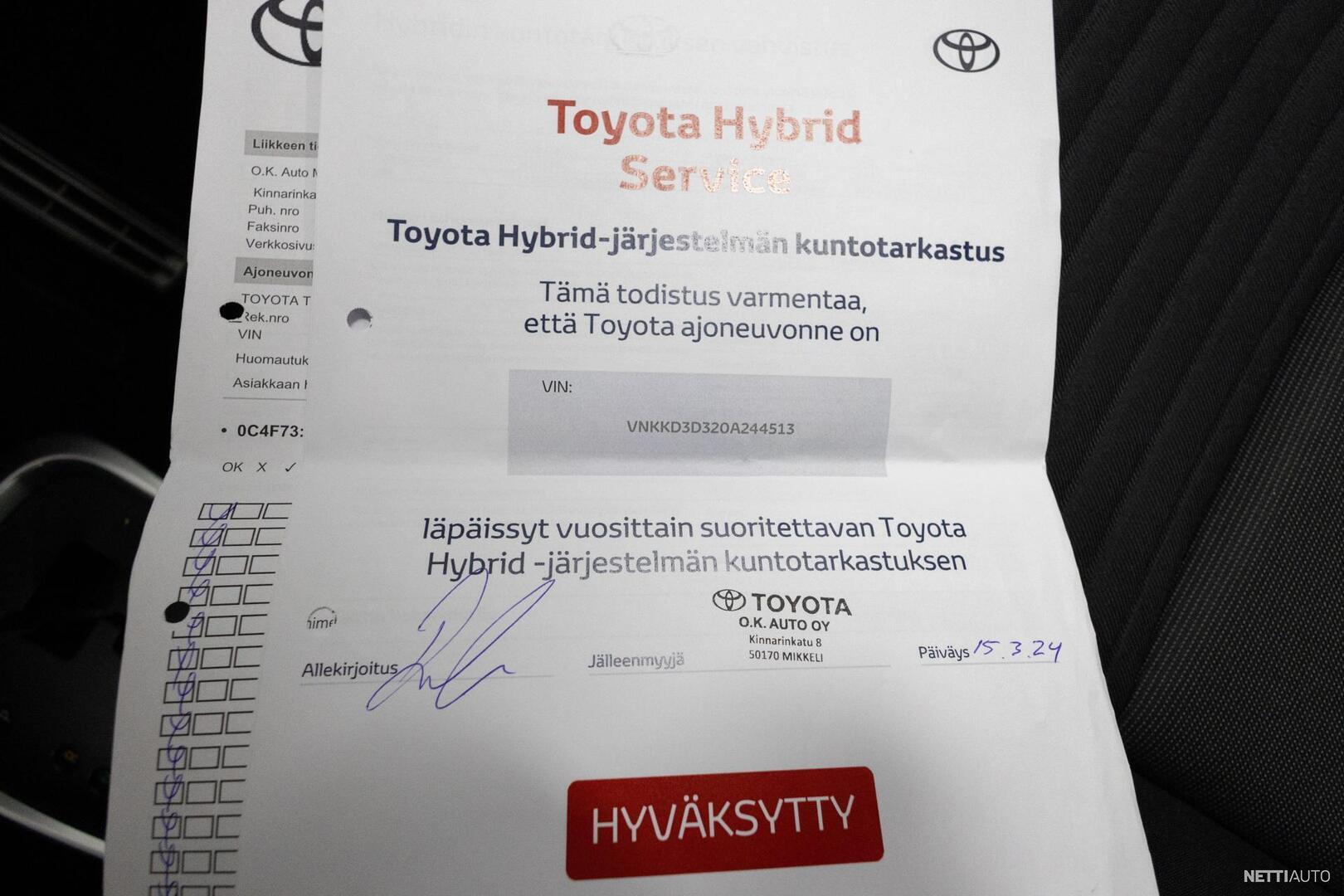 Myydään Toyota Yaris 2016 15