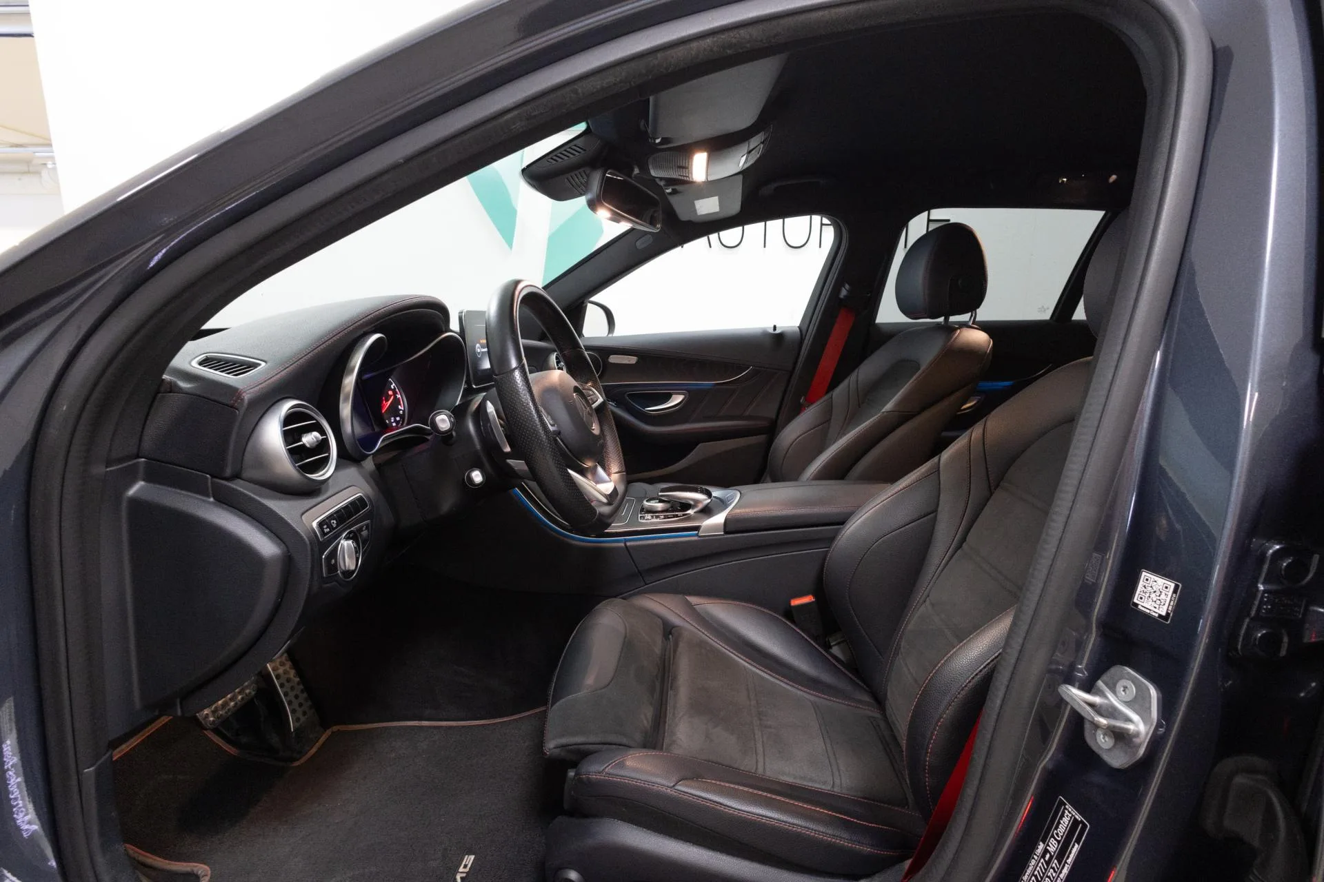 Myydään Mercedes-Benz C 43 AMG 2016 11