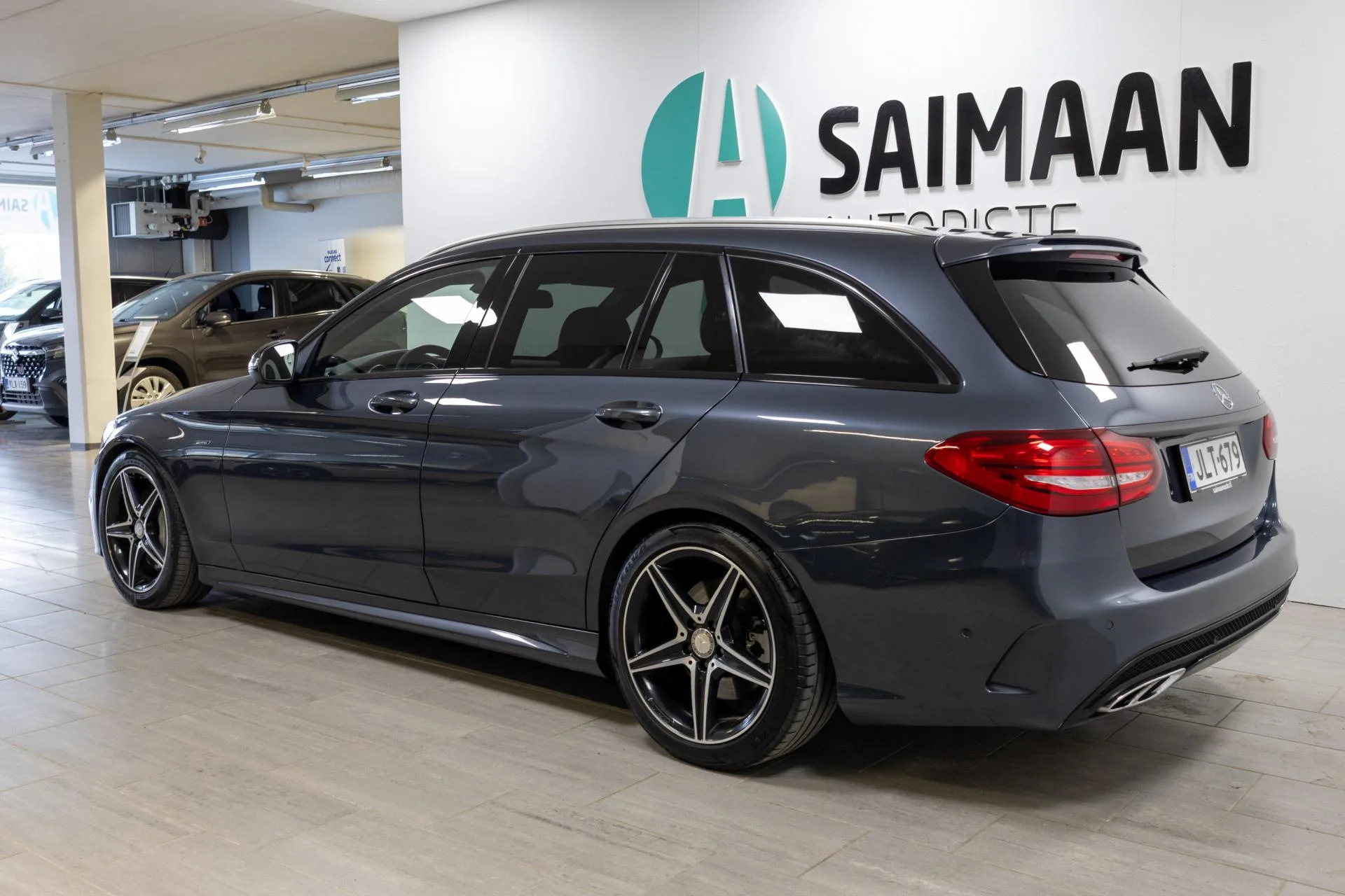 Myydään Mercedes-Benz C 43 AMG 2016 3