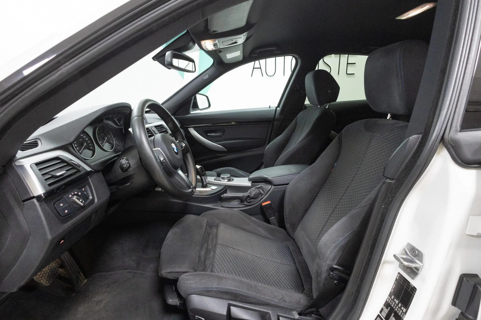 Myydään BMW 320 Gran Turismo 2017 9