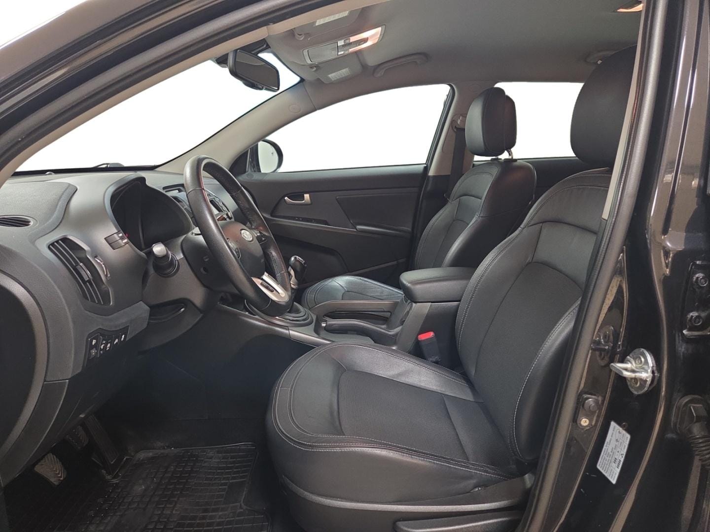 Myydään Kia Sportage 2012 9