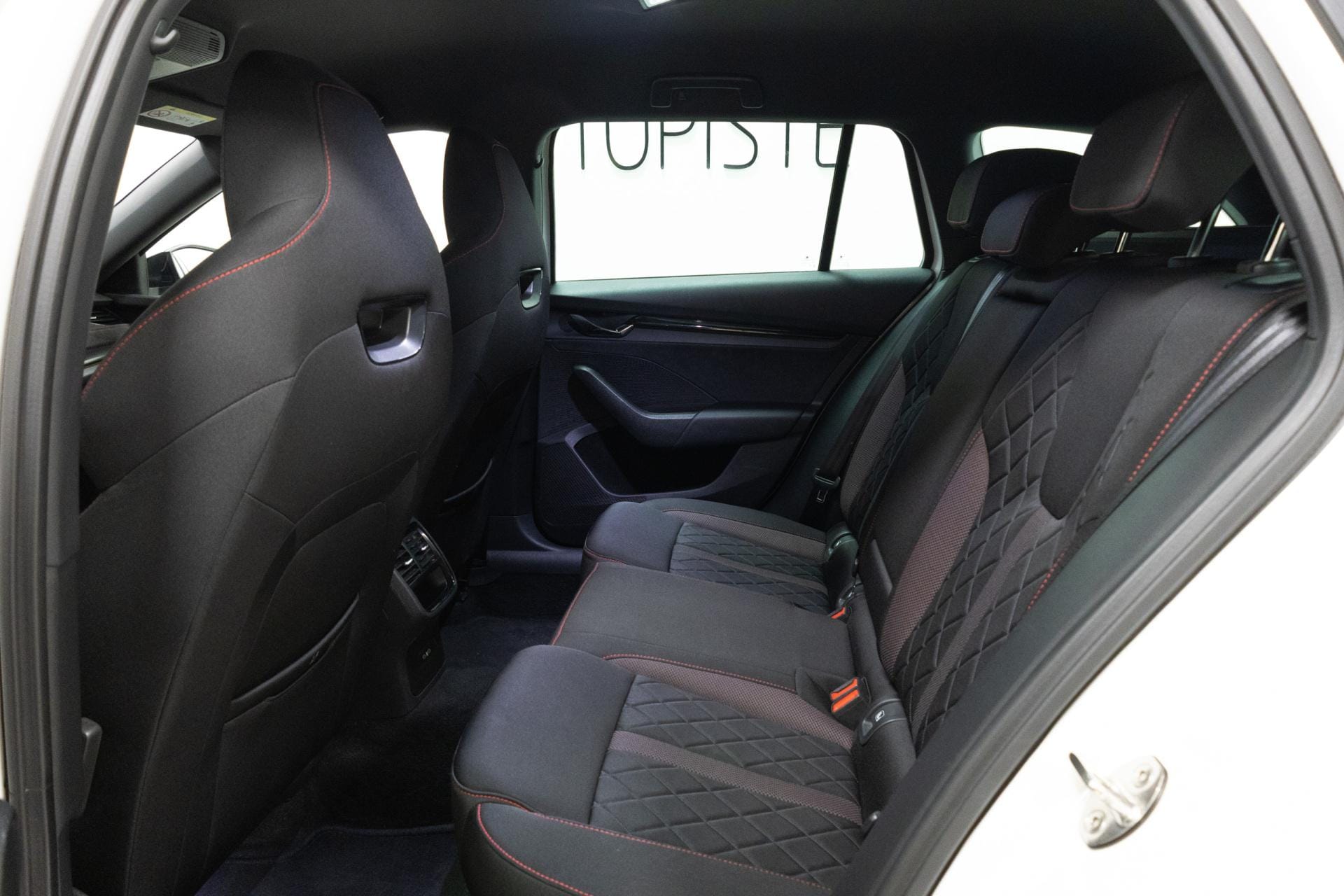 Myydään Skoda Octavia 2021 14