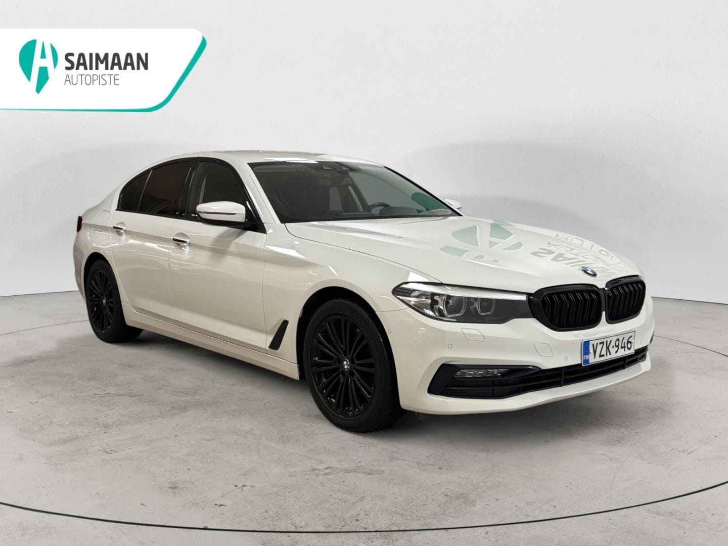 Myydään BMW 520 2018 3