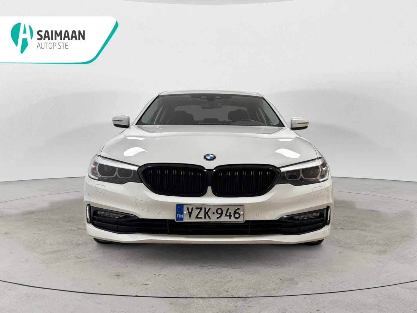 Myydään BMW 520 2018 4