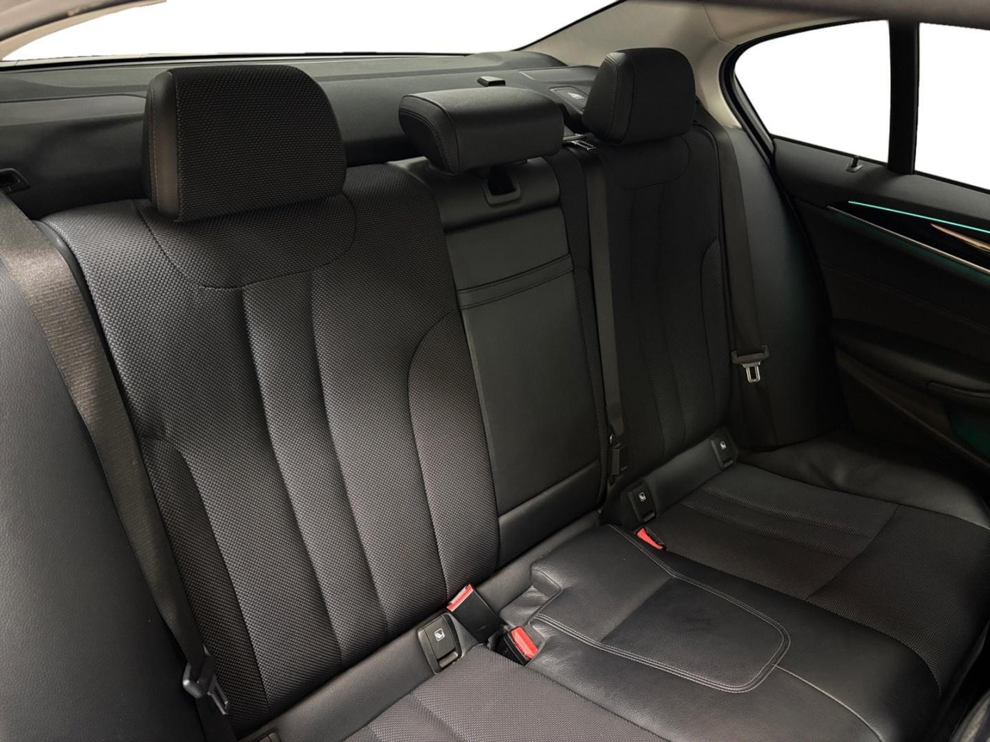 Myydään BMW 520 2018 14