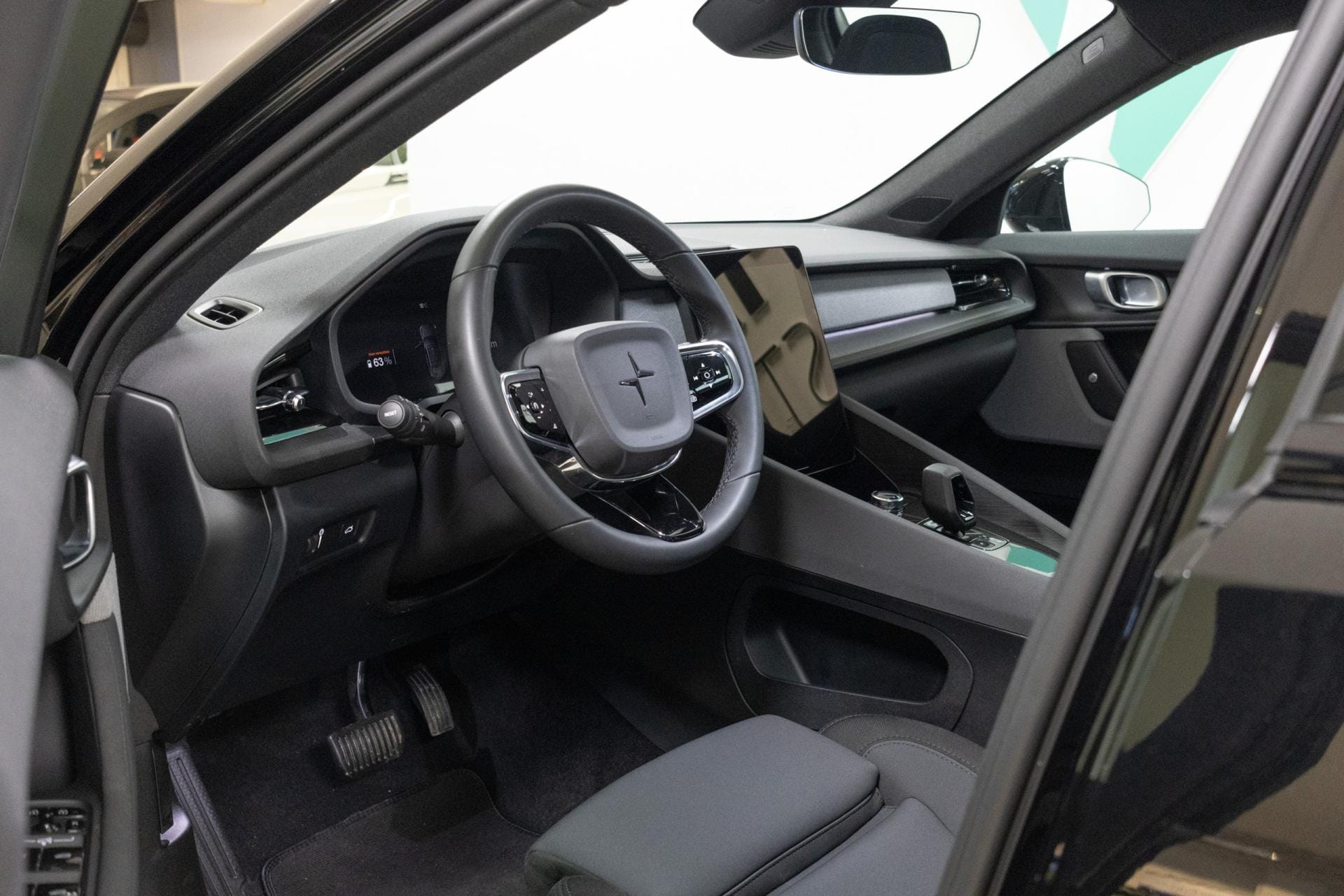 Myydään Polestar 2 2022 12