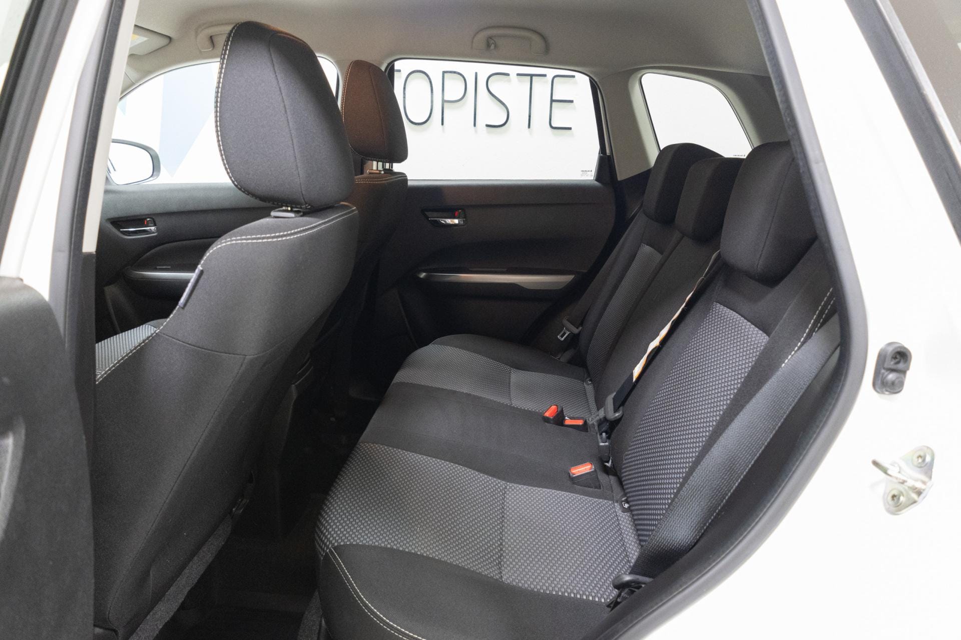 Myydään Suzuki Vitara 2021 11