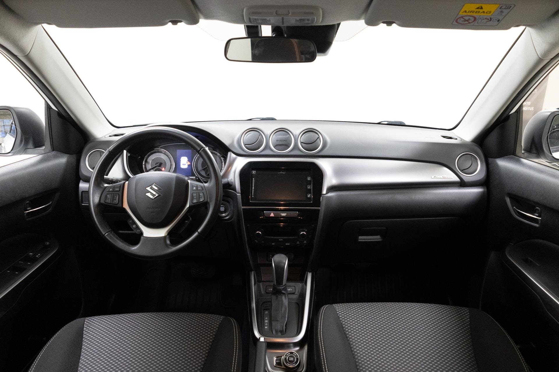 Myydään Suzuki Vitara 2021 13