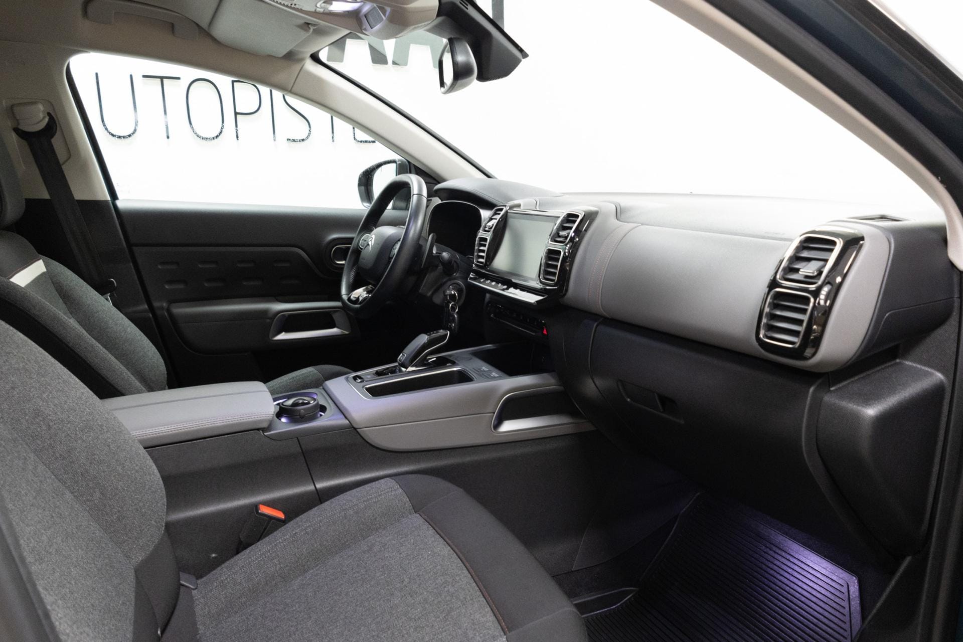 Myydään Citroen C5 Aircross 2020 9