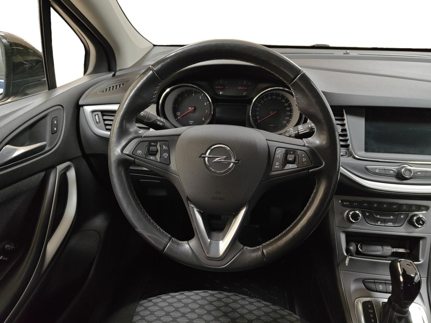 Myydään Opel Astra 2022 13