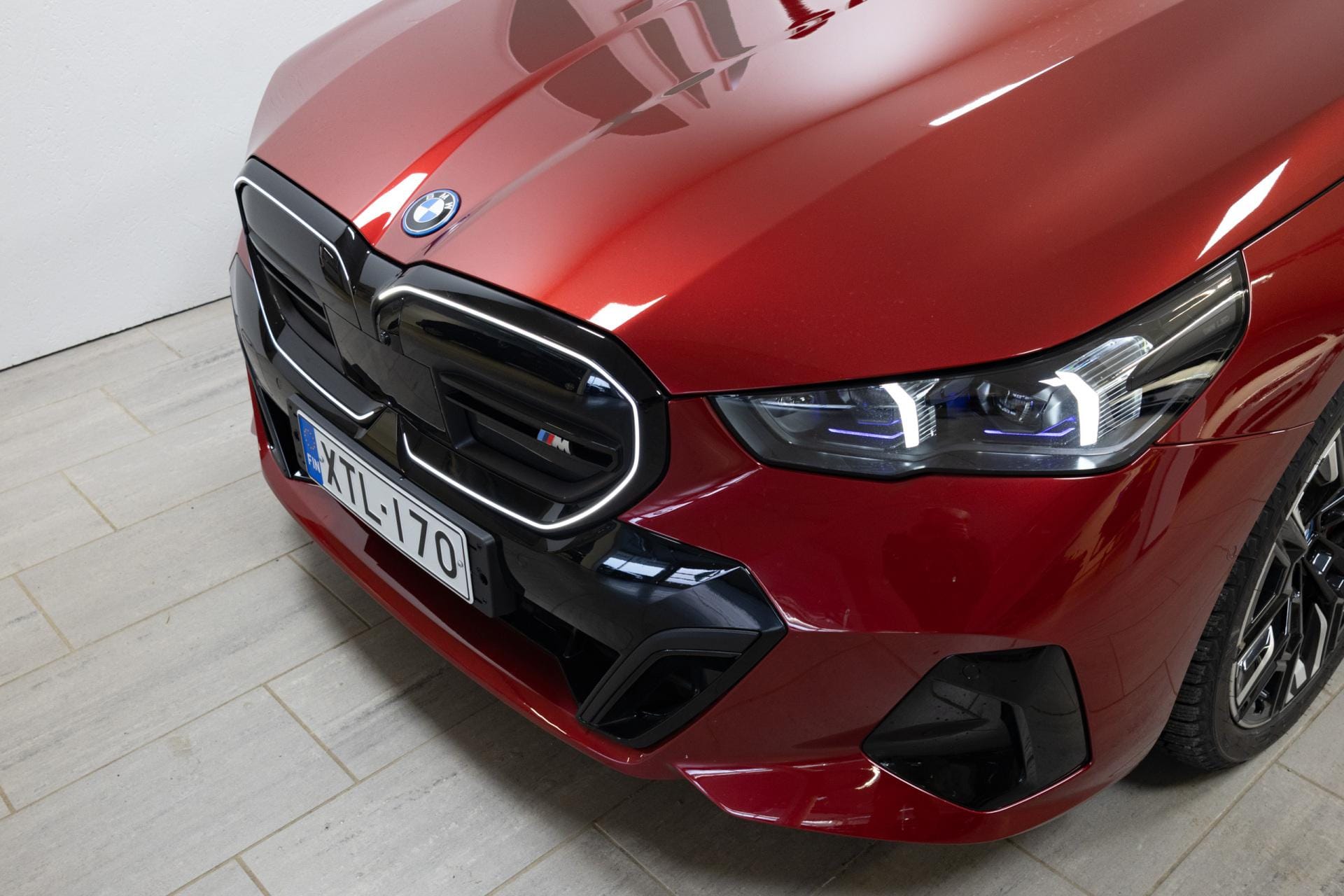 Myydään BMW i5 M60 2024 9