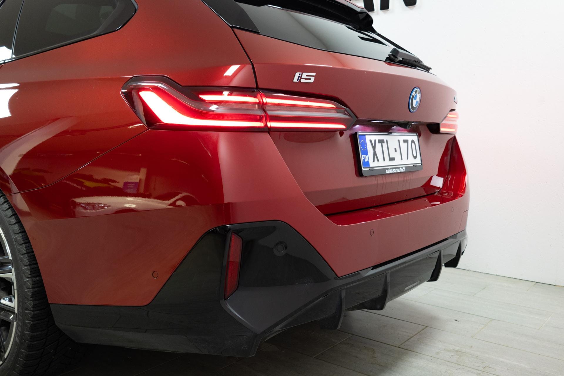 Myydään BMW i5 M60 2024 12