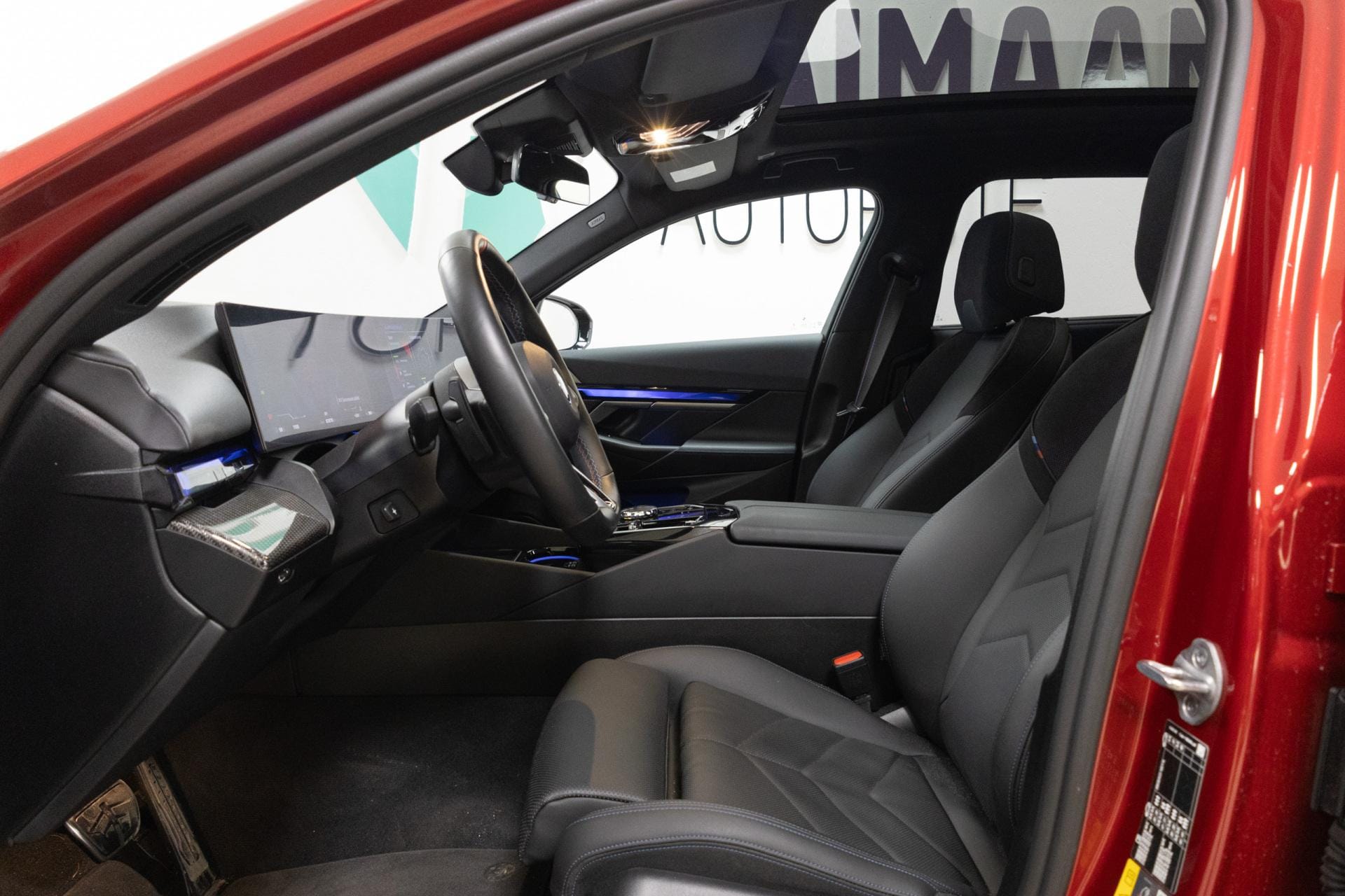 Myydään BMW i5 M60 2024 14