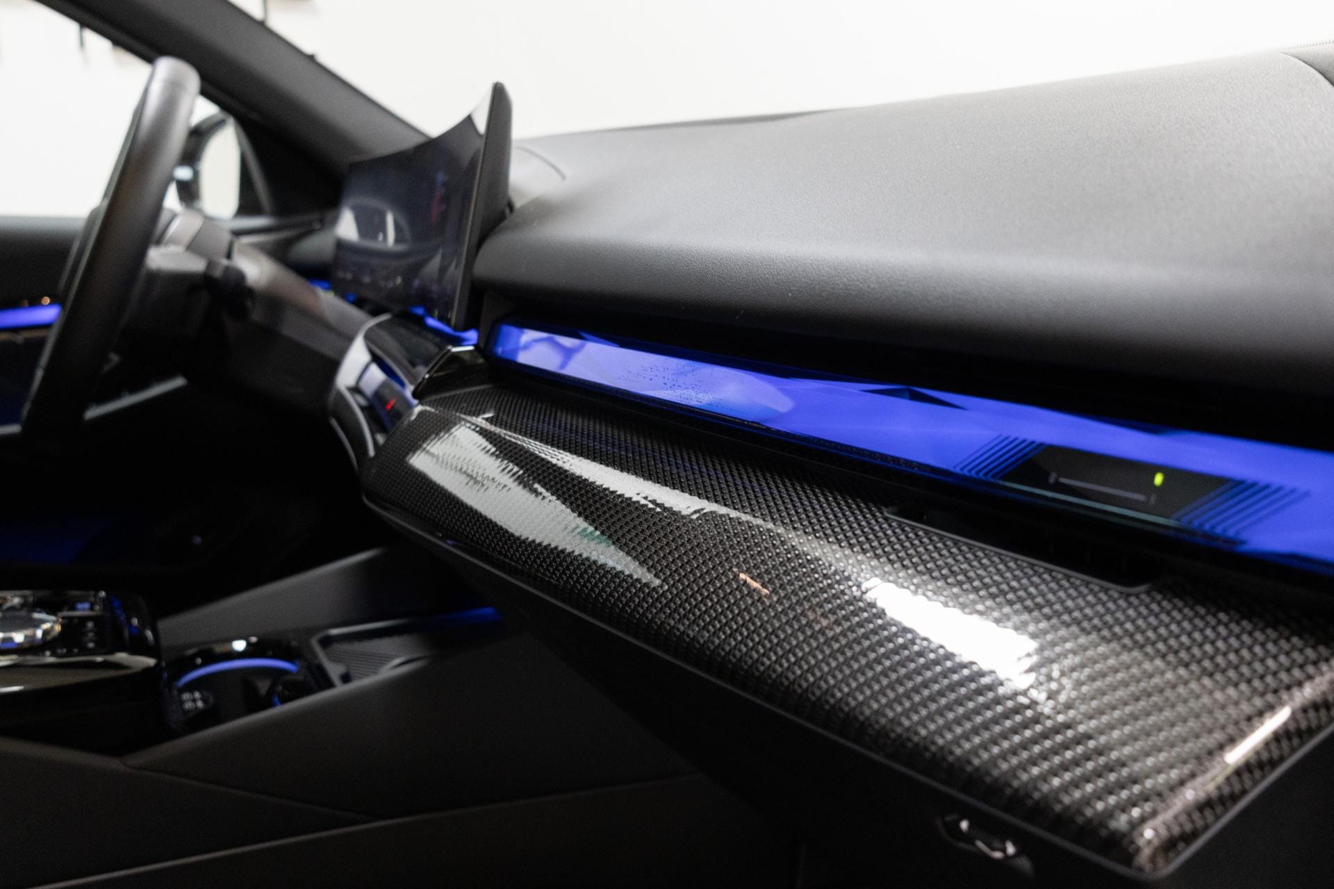 Myydään BMW i5 M60 2024 21