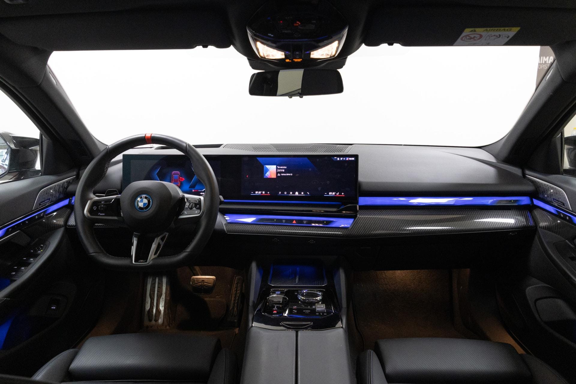 Myydään BMW i5 M60 2024 20