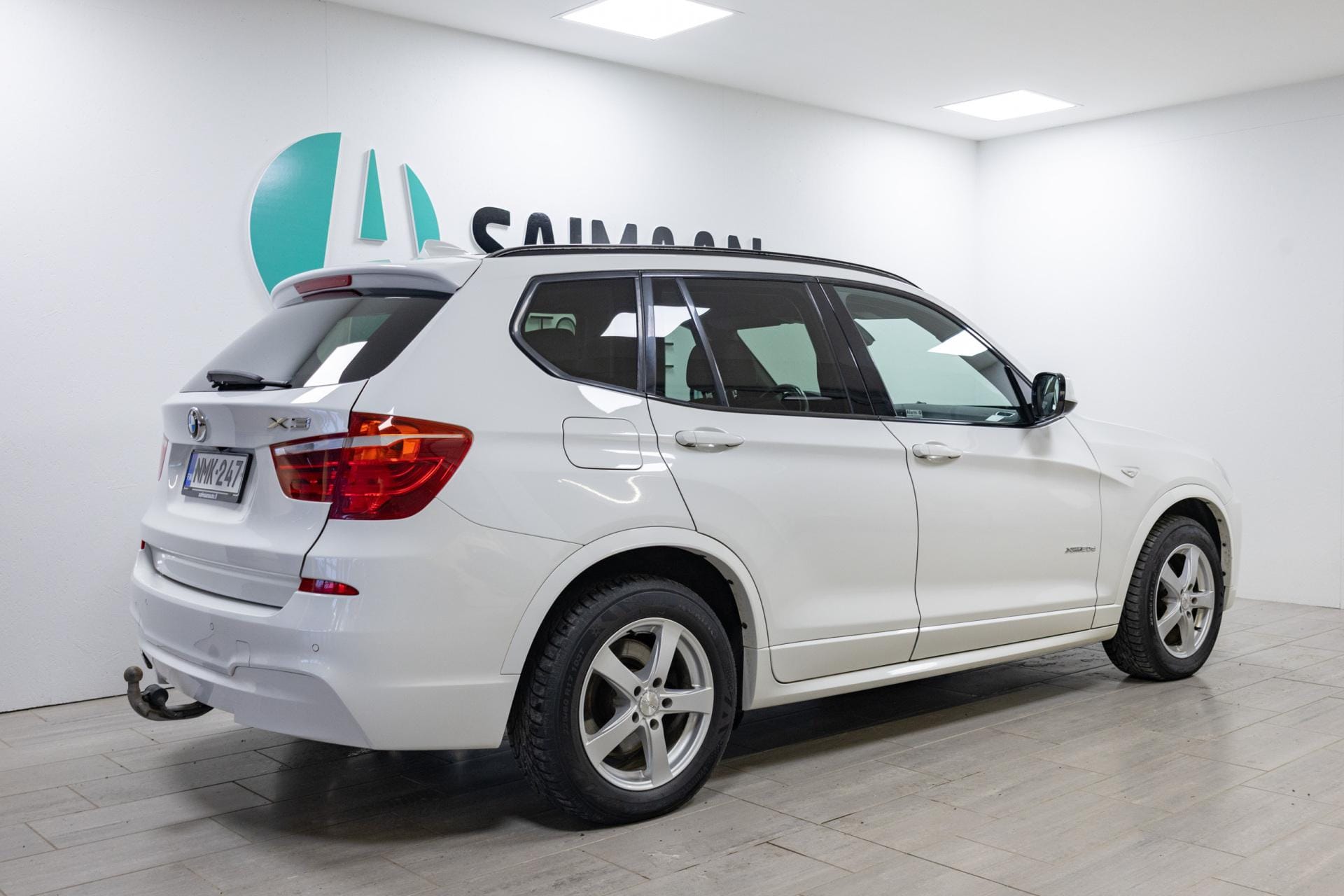 Myydään BMW X3 2011 4