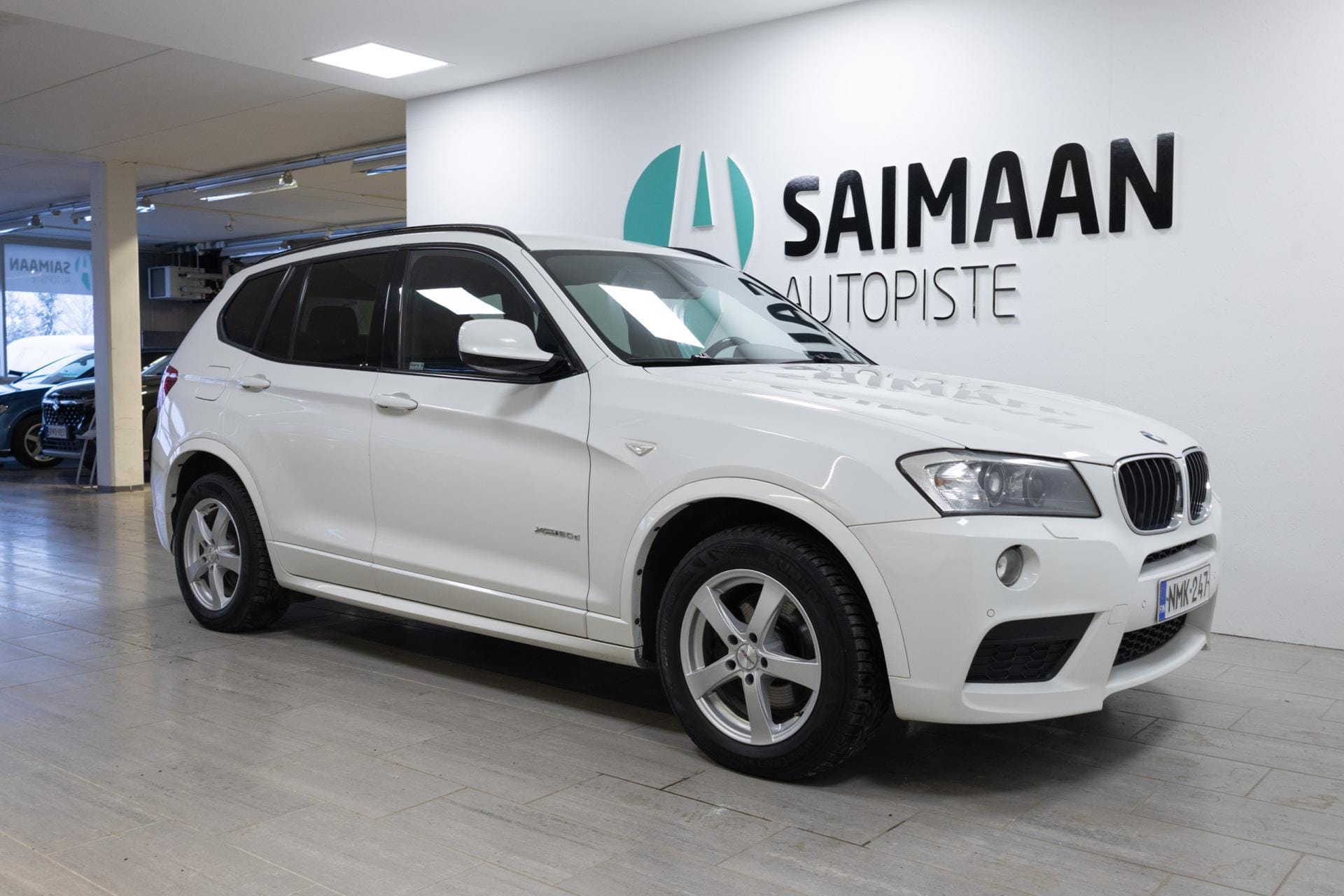 Myydään BMW X3 2011 5