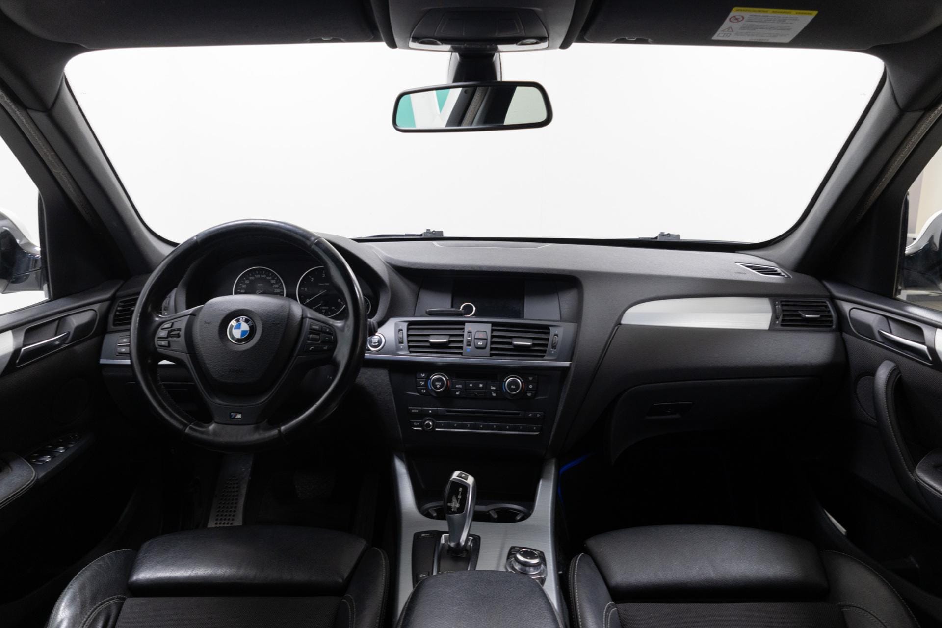 Myydään BMW X3 2011 13