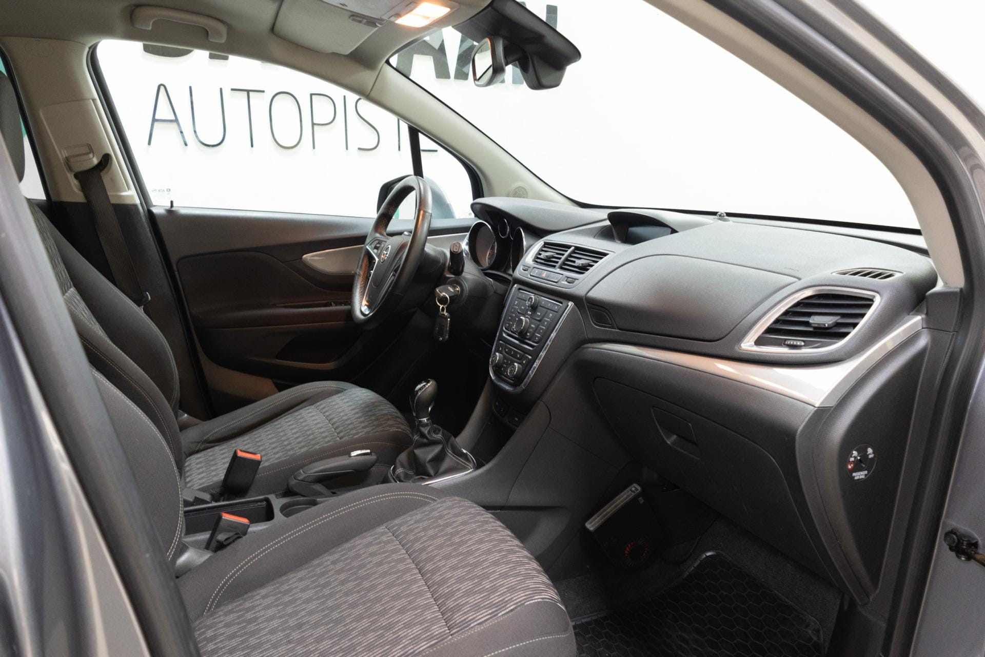 Myydään Opel Mokka 2014 10