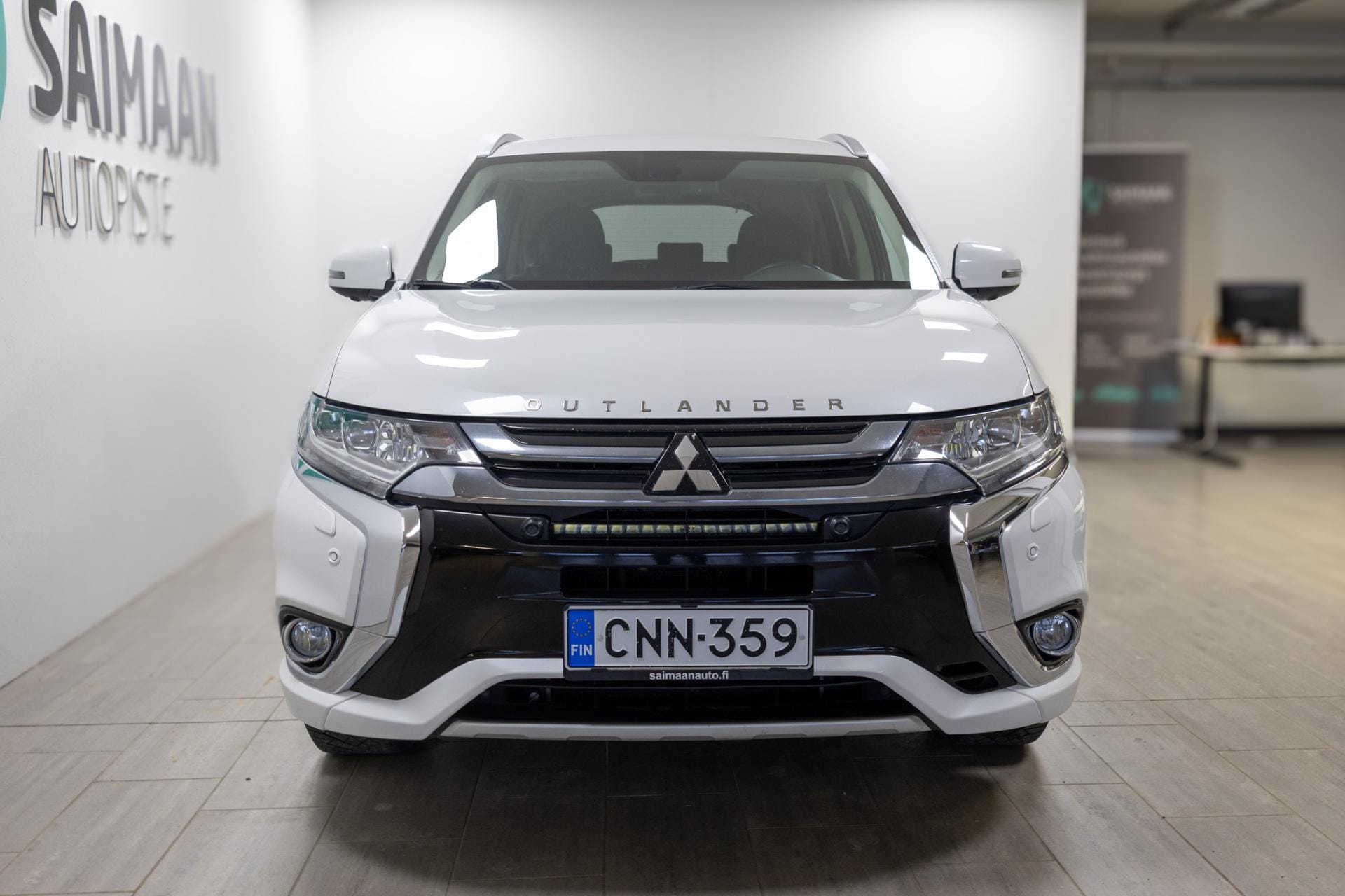 Myydään Mitsubishi Outlander PHEV 2017 7