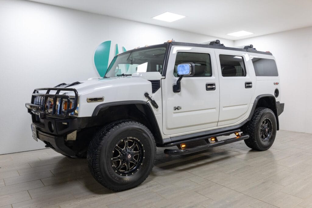 Tutustu Hummer H2
