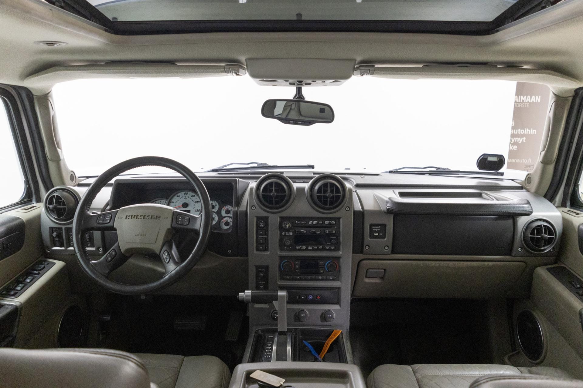 Myydään Hummer H2 2002 10