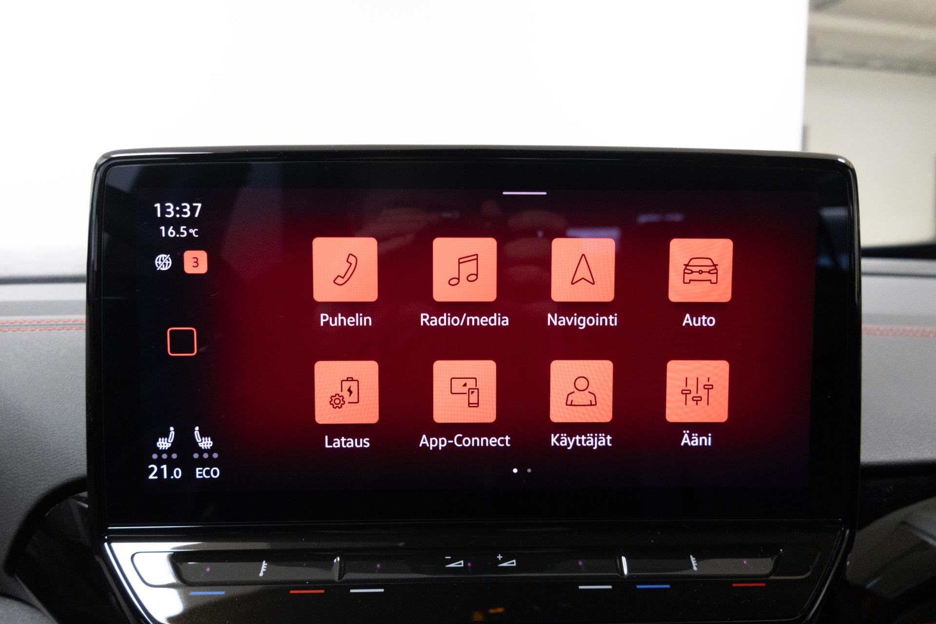 Myydään Volkswagen ID.5 2023 23