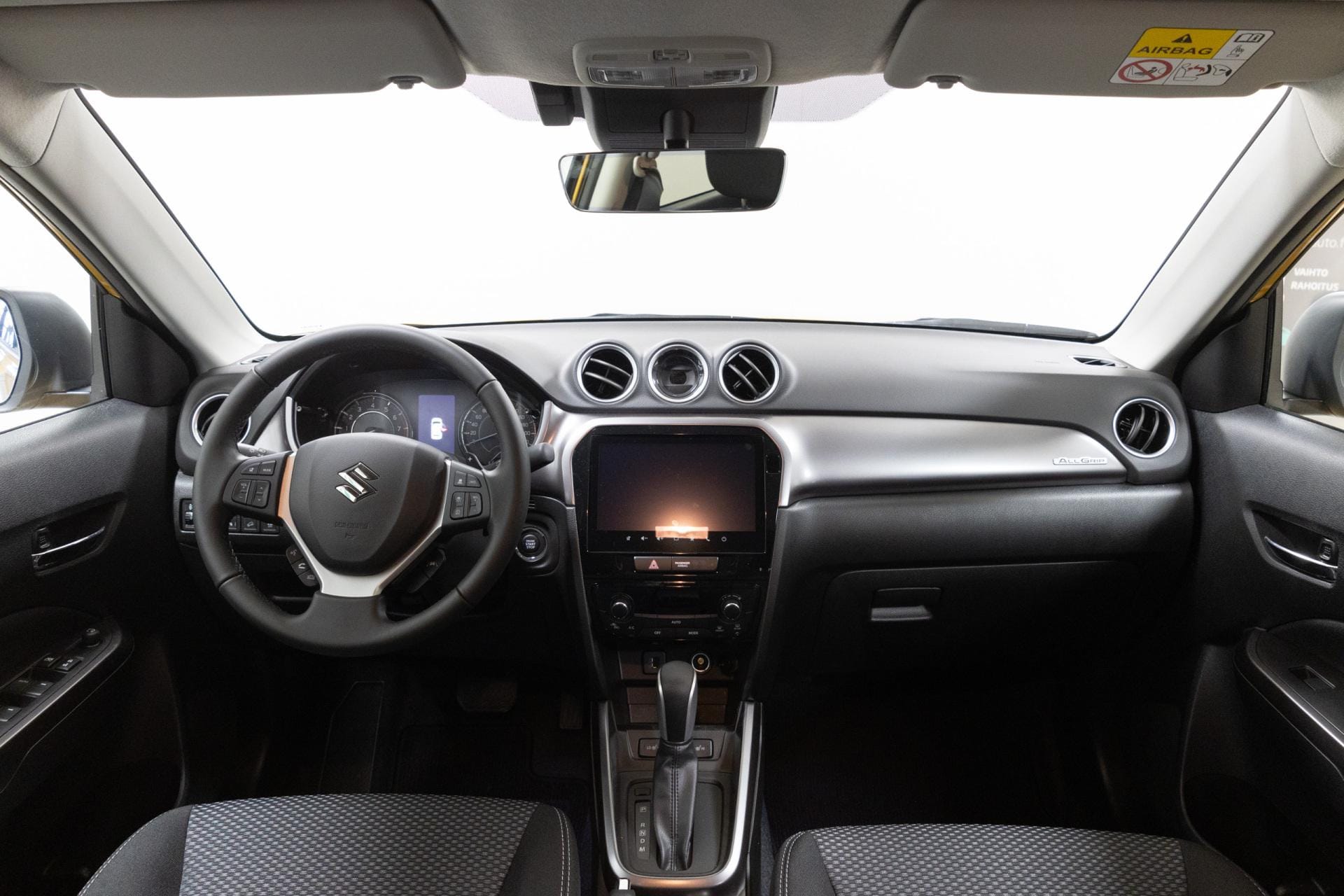 Myydään Suzuki Vitara 2026 12
