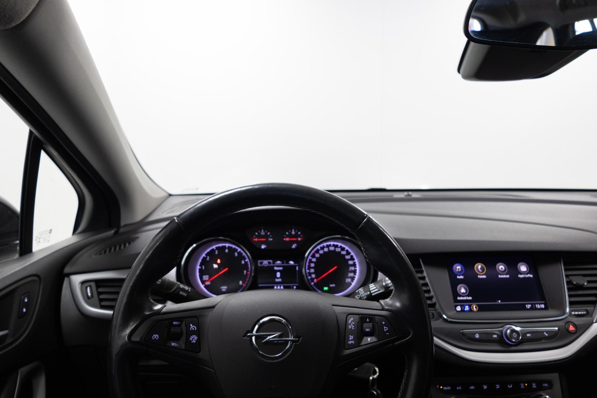 Myydään Opel Astra 2022 13