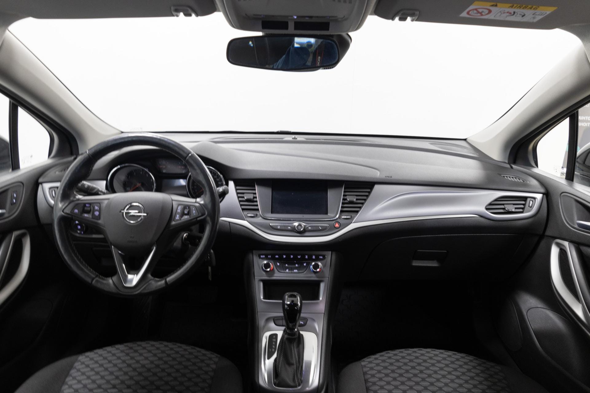 Myydään Opel Astra 2022 12