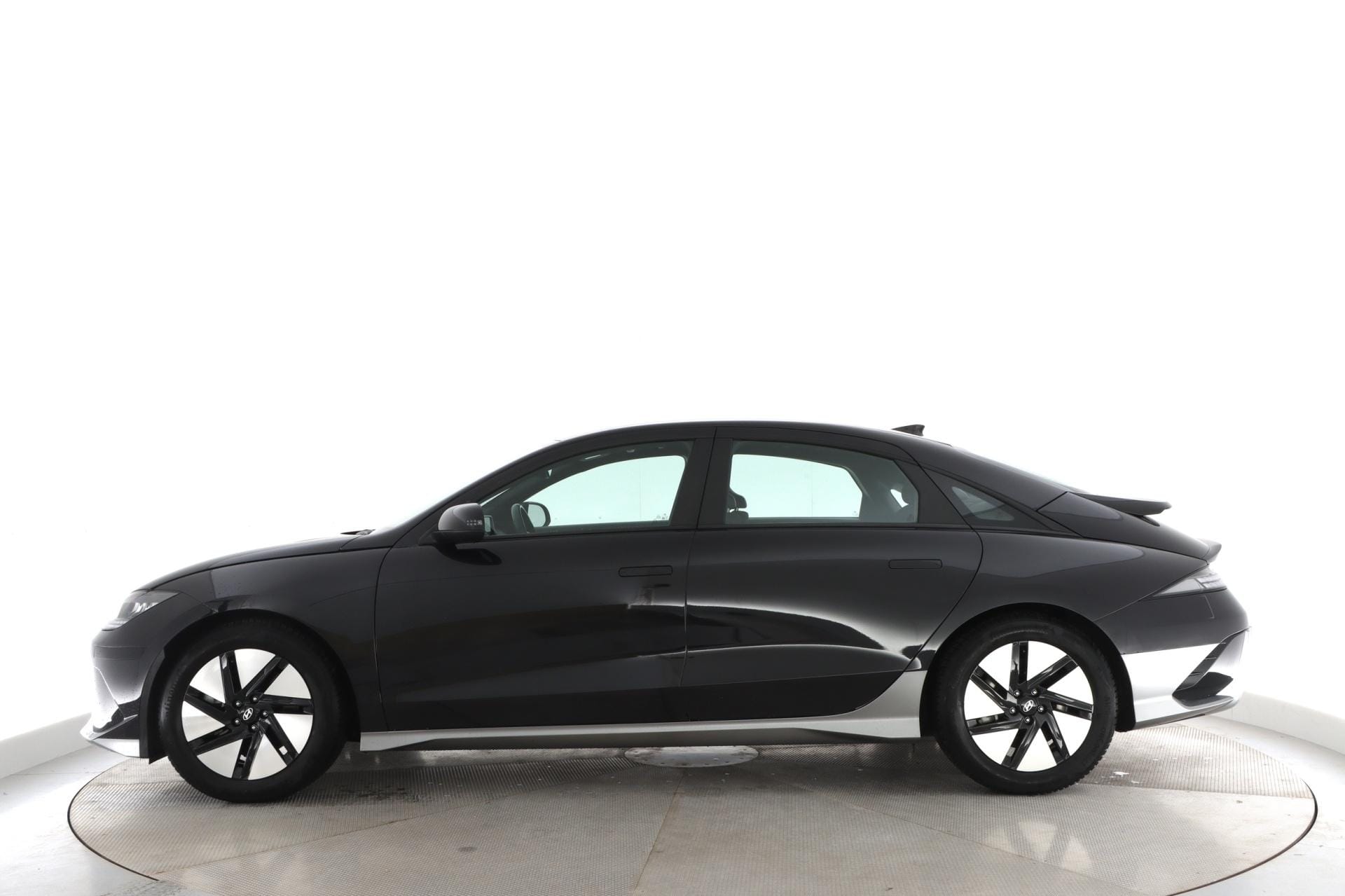 Myydään Hyundai Ioniq 6 2024 2