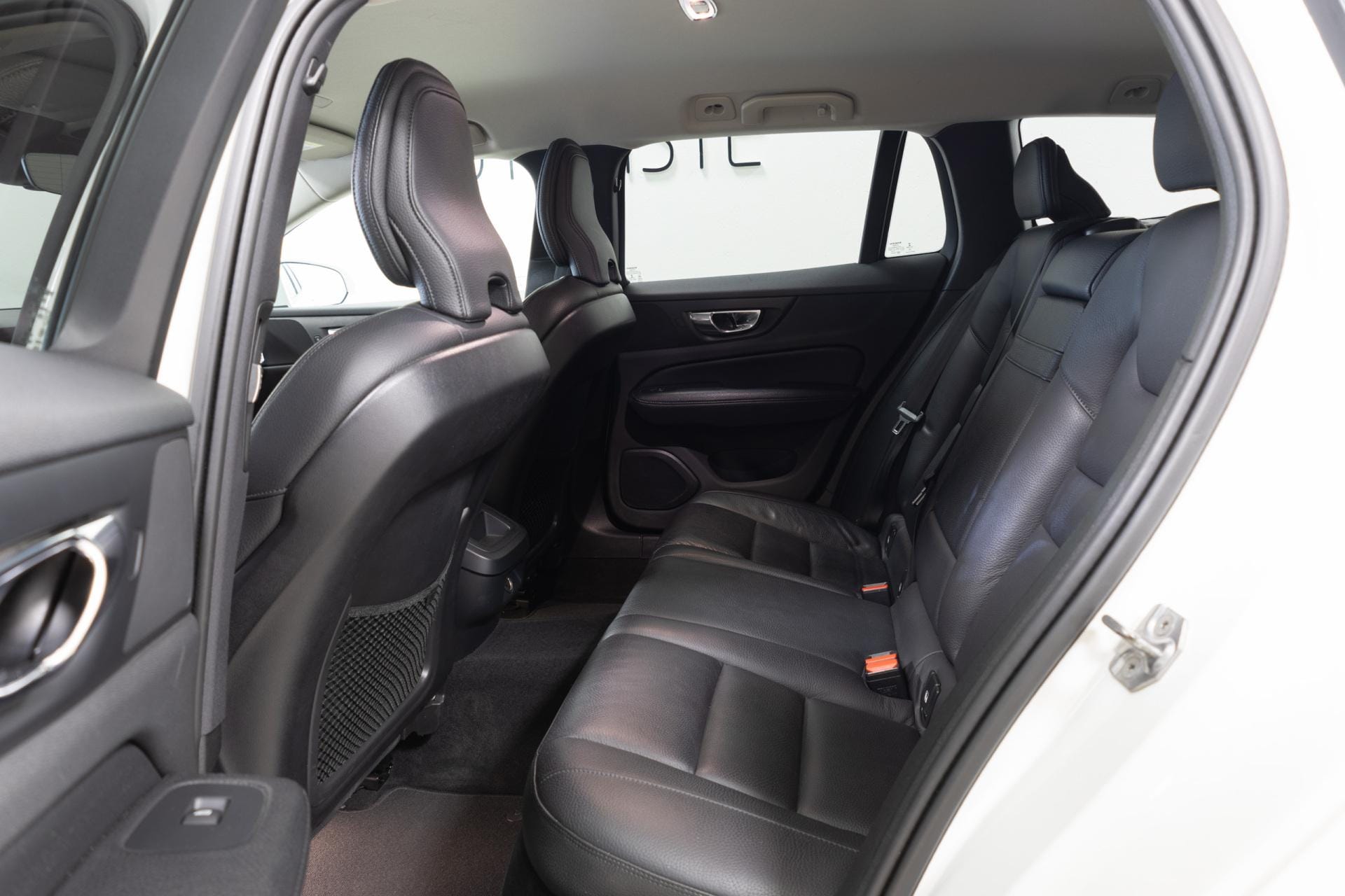 Myydään Volvo V60 2020 11