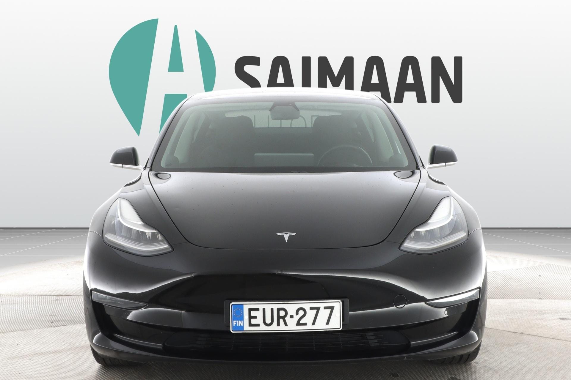 Myydään Tesla Model 3 2019 9