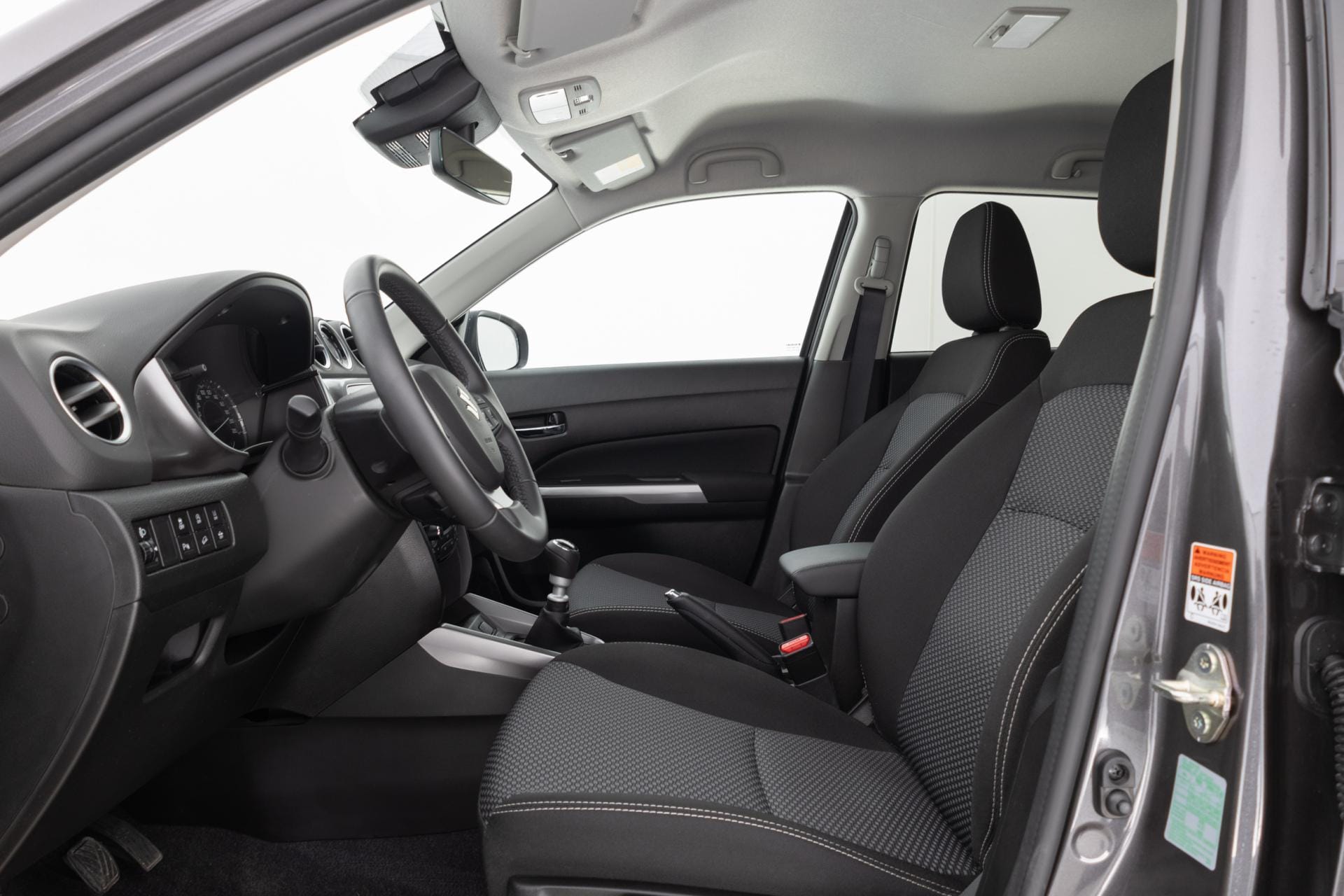 Myydään Suzuki Vitara 2025 10