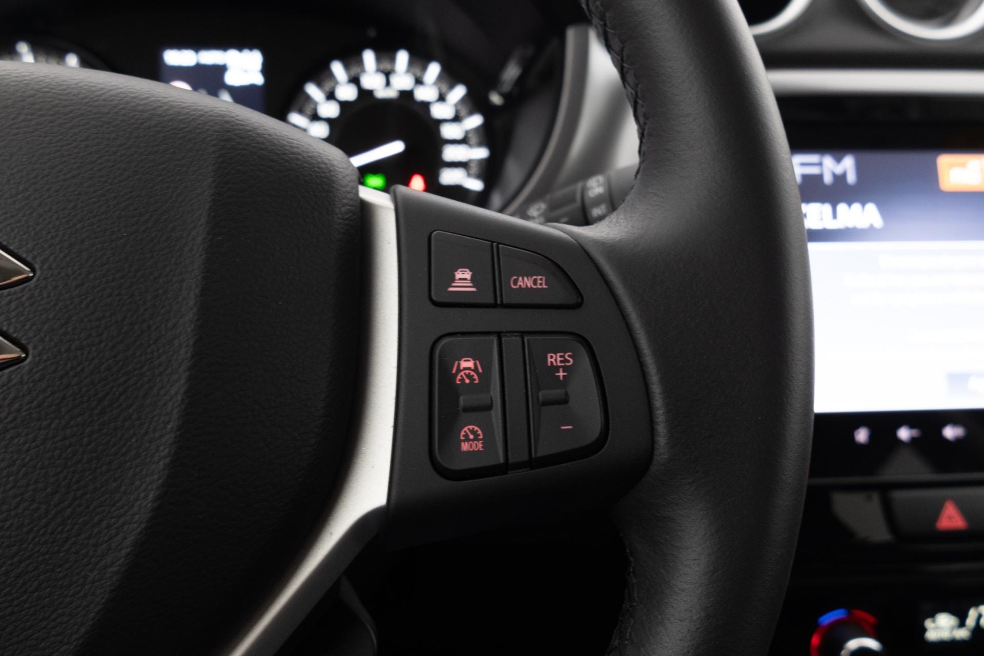 Myydään Suzuki Vitara 2025 15