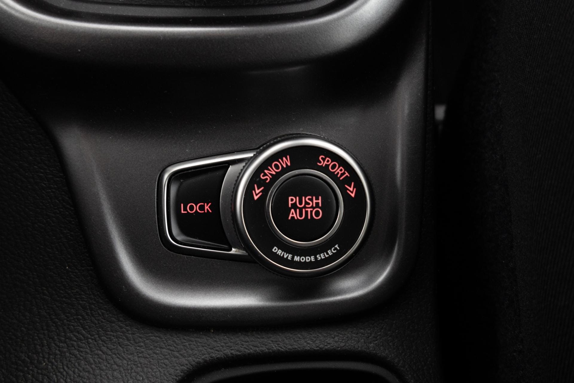Myydään Suzuki Vitara 2025 19