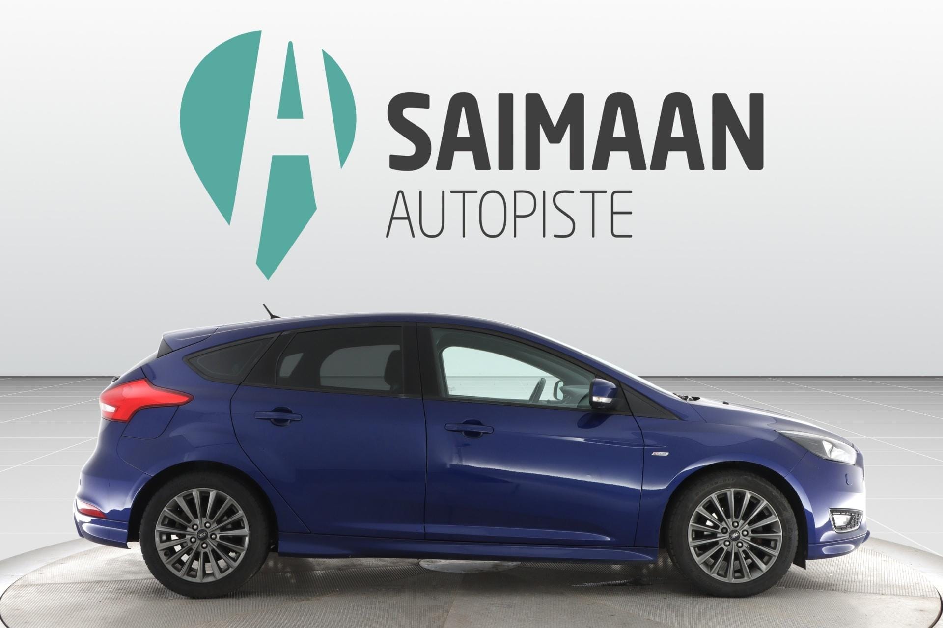 Myydään Ford Focus 2017 6