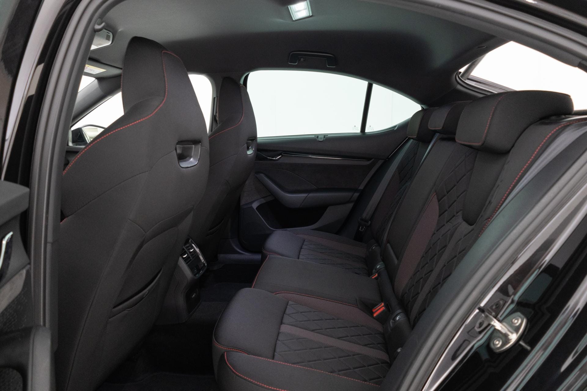 Myydään Skoda Octavia 2021 11