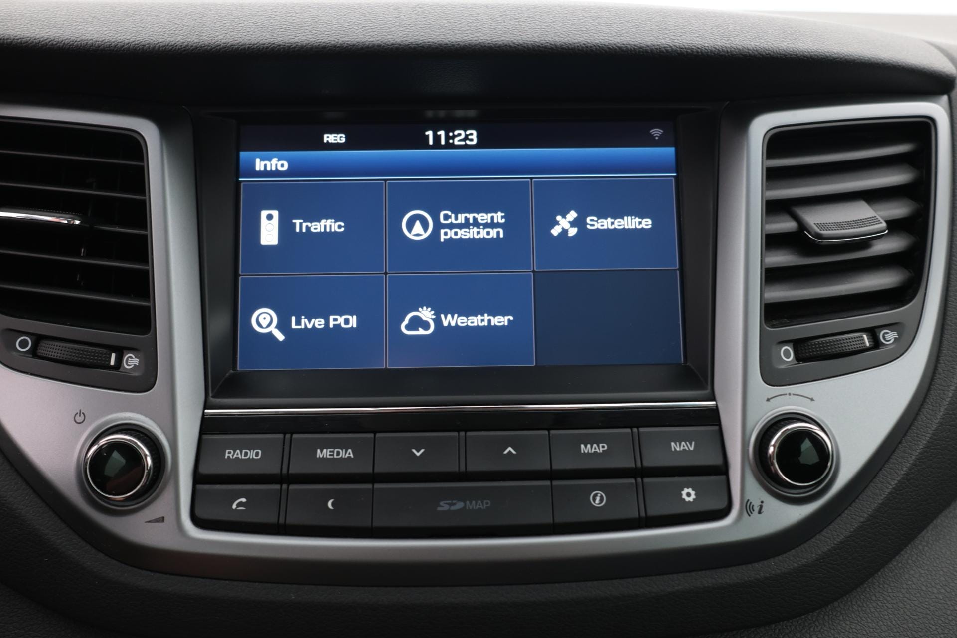 Myydään Hyundai Tucson 2015 20
