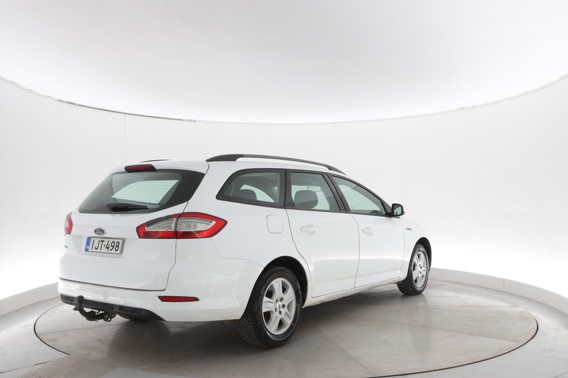 Myydään Ford Mondeo 2011 10