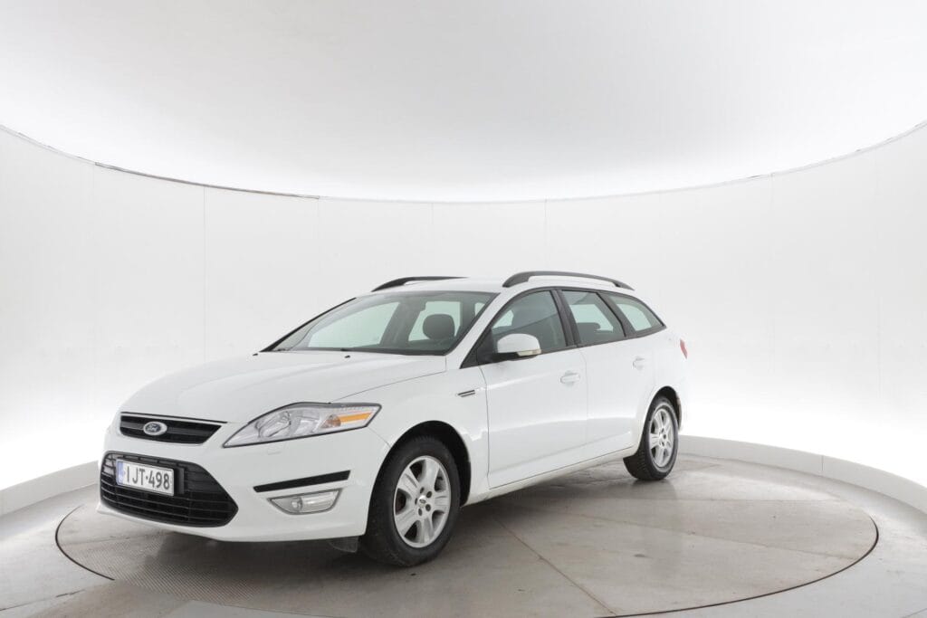 Tutustu Ford Ford Mondeo