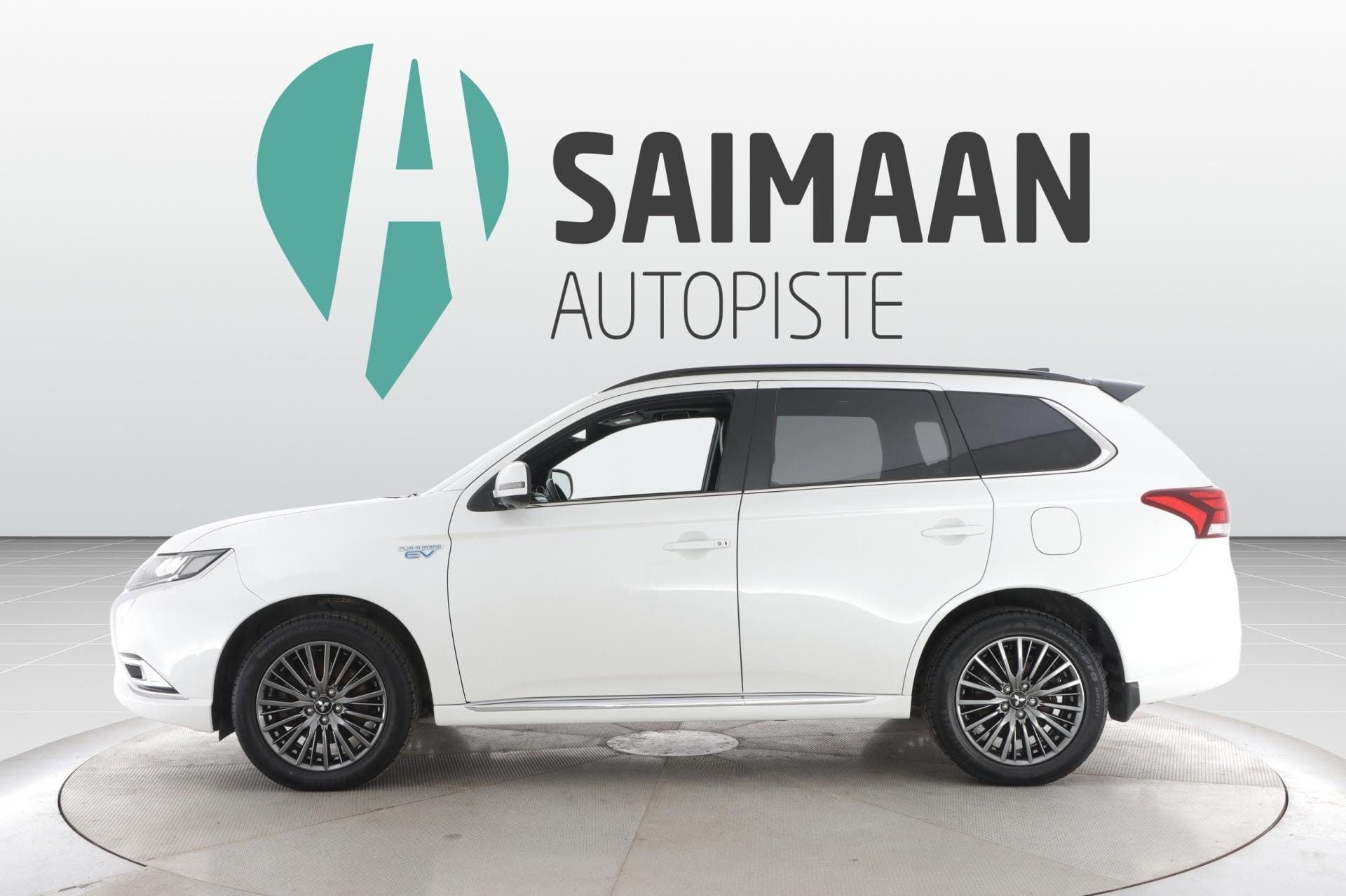 Myydään Mitsubishi Outlander PHEV 2020 2
