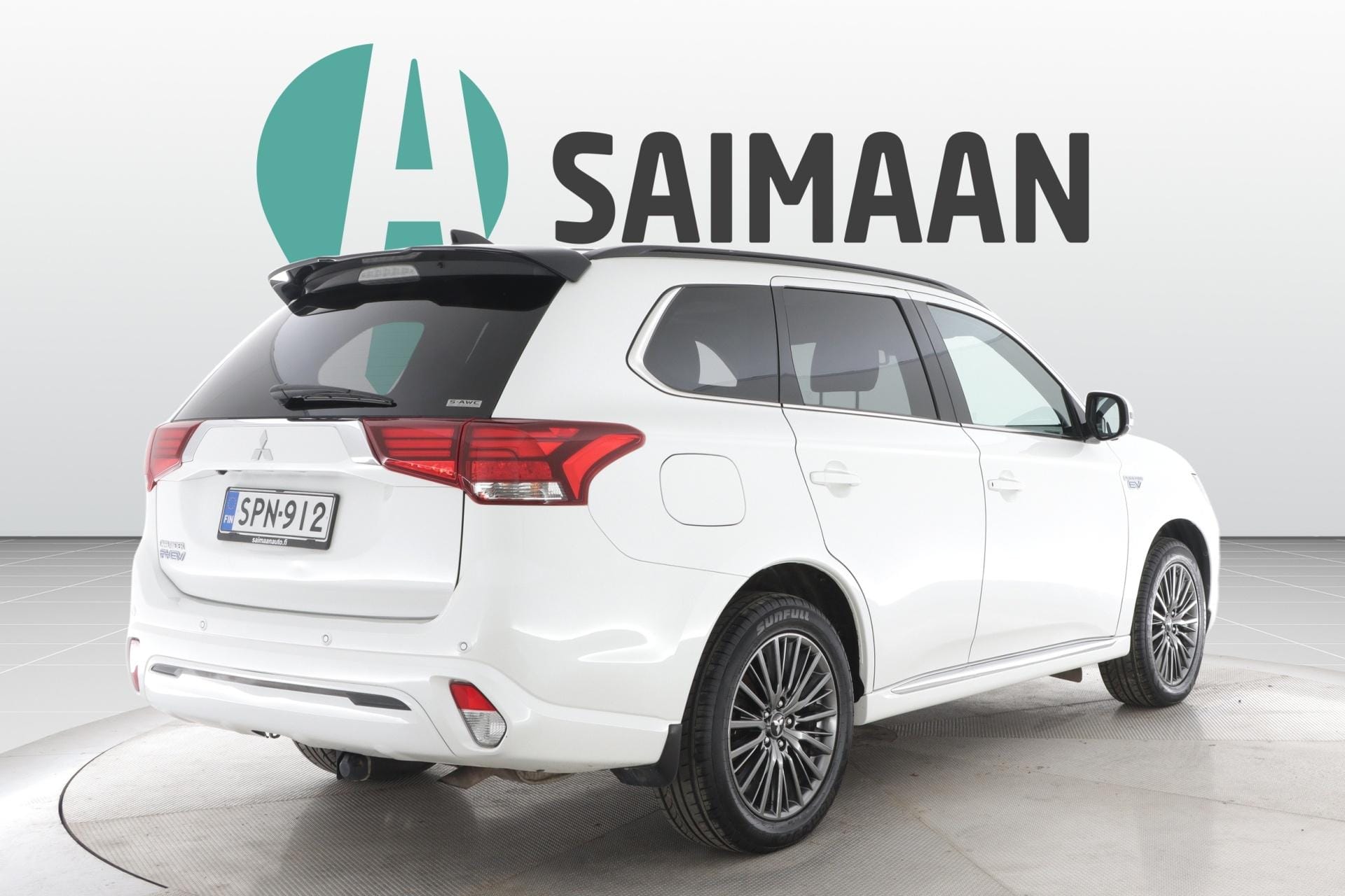 Myydään Mitsubishi Outlander PHEV 2020 5