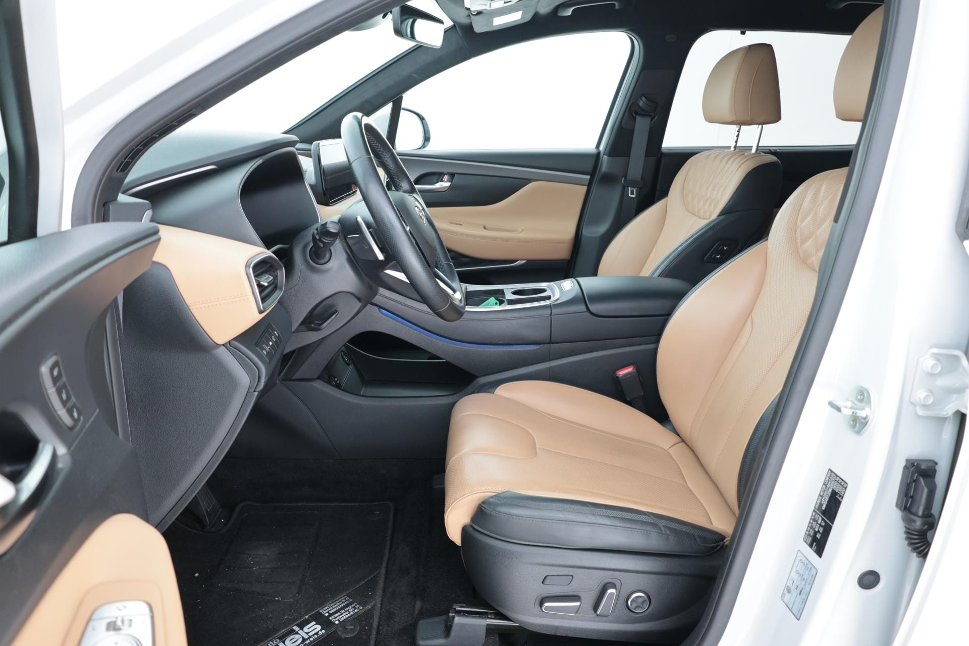 Myydään Hyundai Santa Fe 2022 10