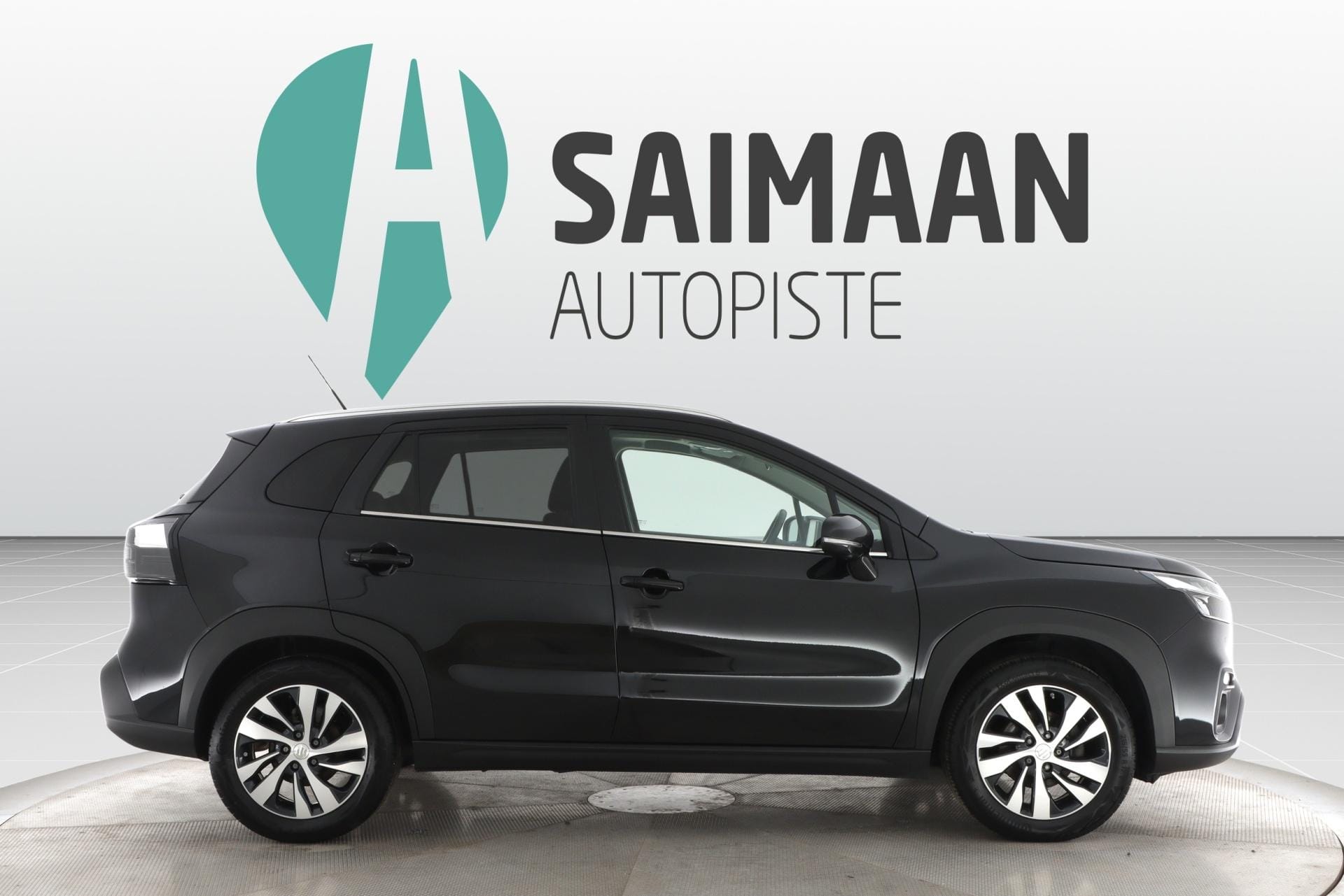 Myydään Suzuki S-cross 2023 6
