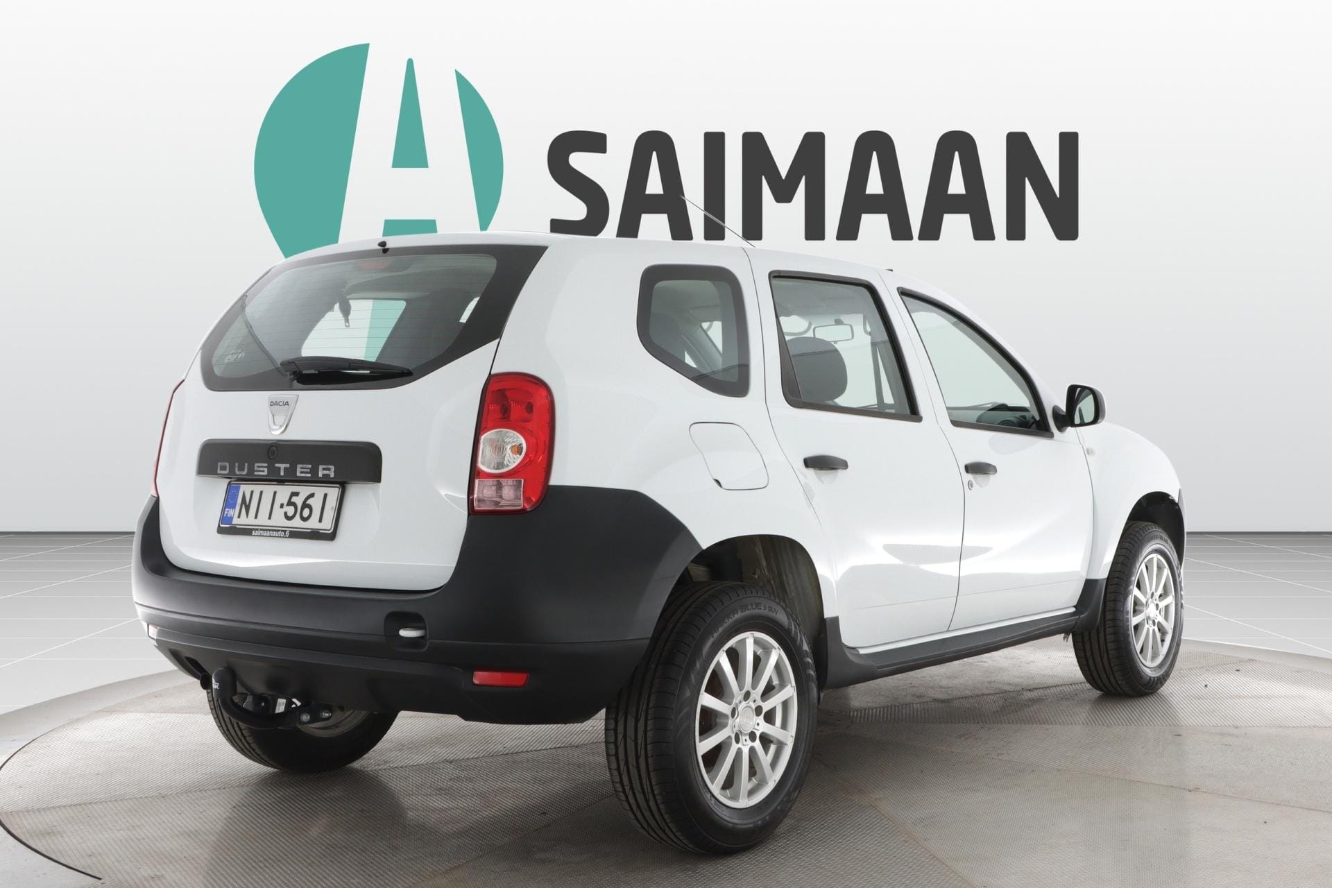 Myydään Dacia Duster 2011 5