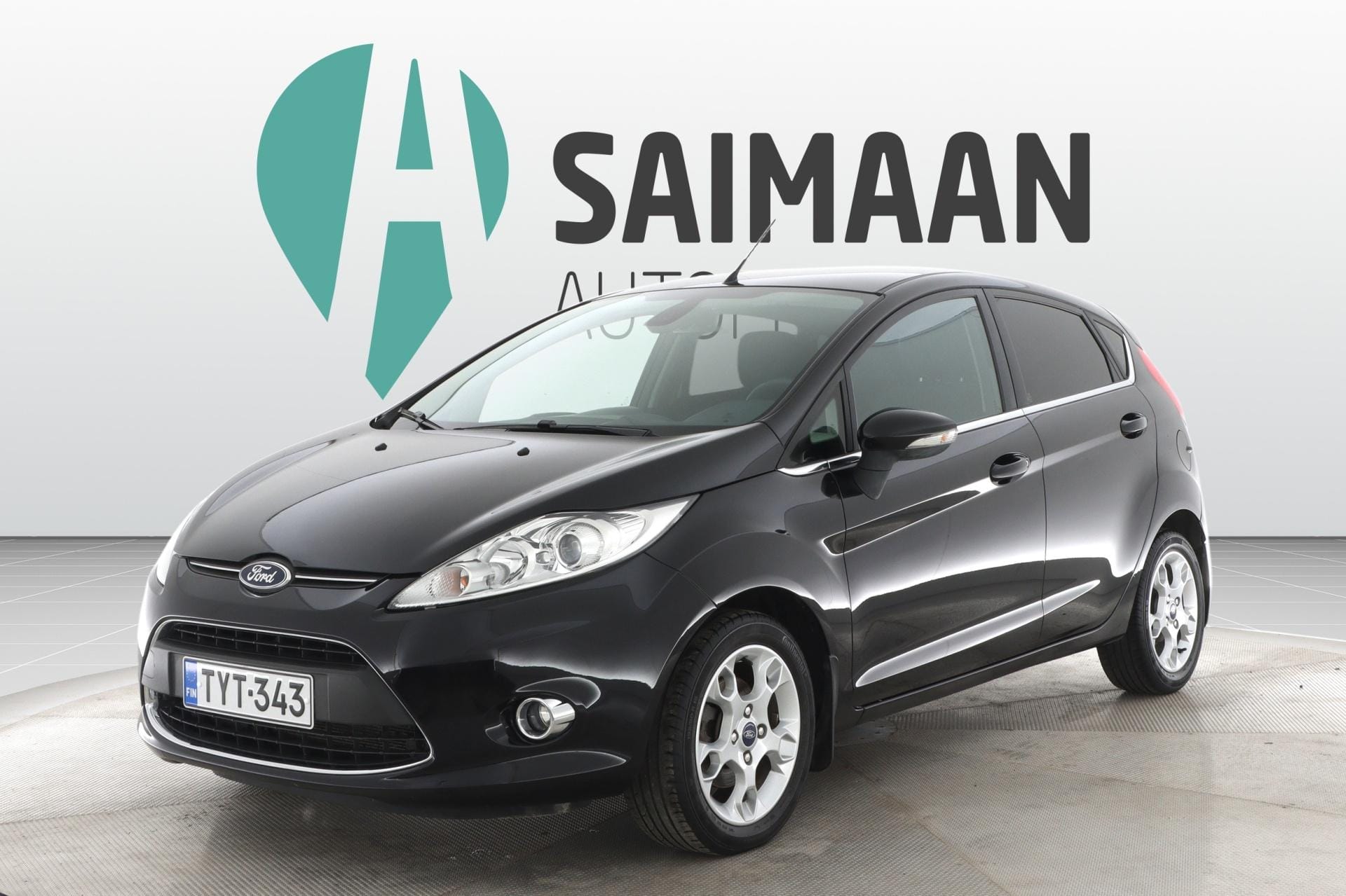 Myydään Ford Fiesta 2012