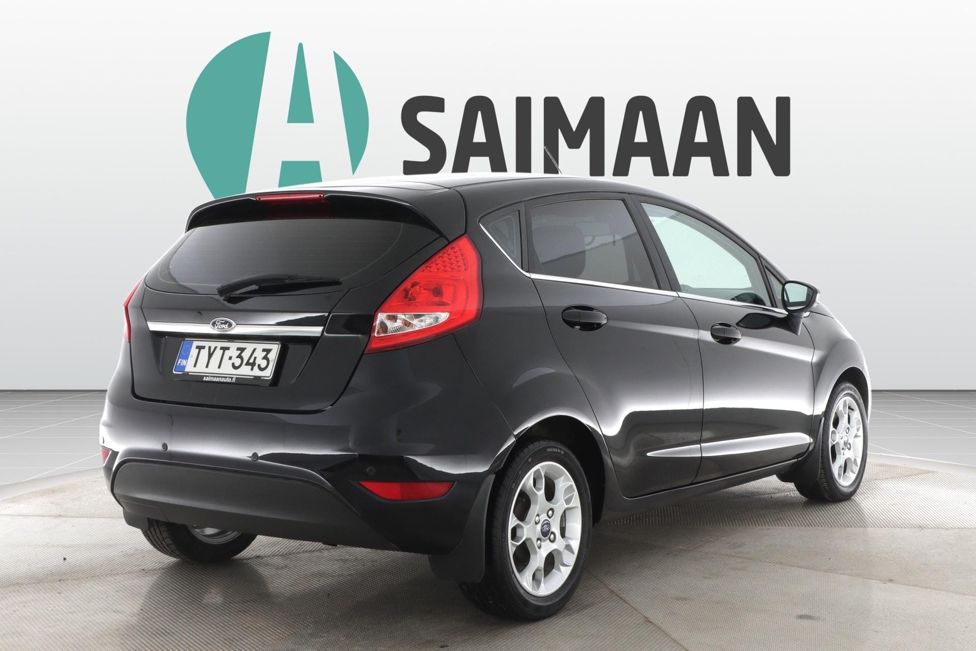 Myydään Ford Fiesta 2012 5