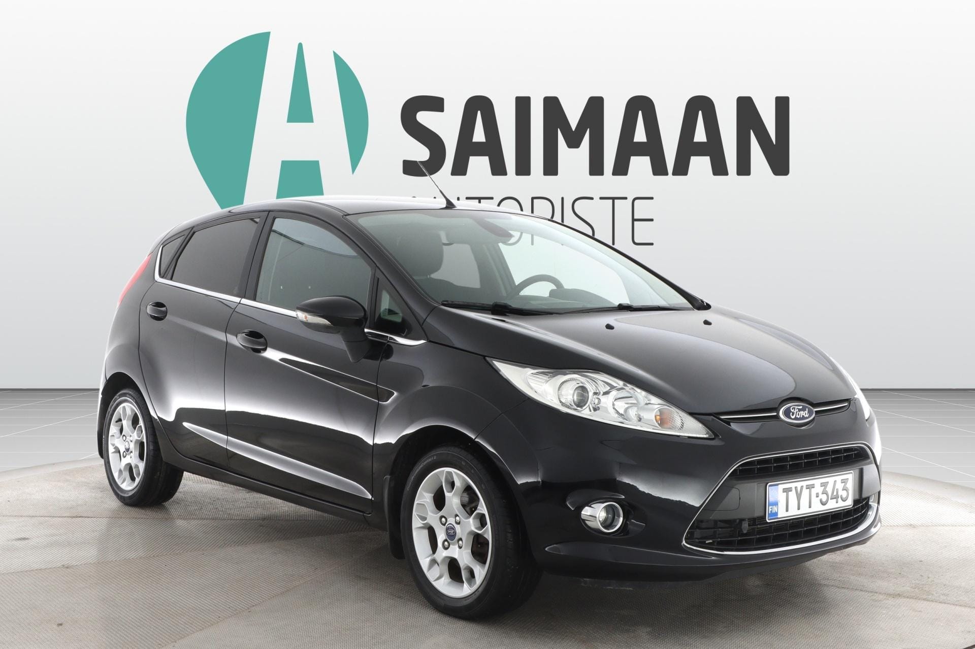 Myydään Ford Fiesta 2012 7