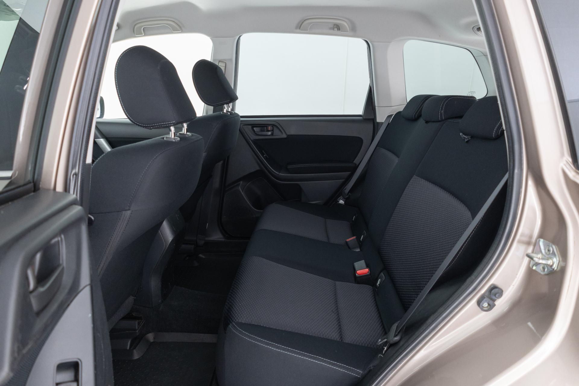 Myydään Subaru Forester 2014 11